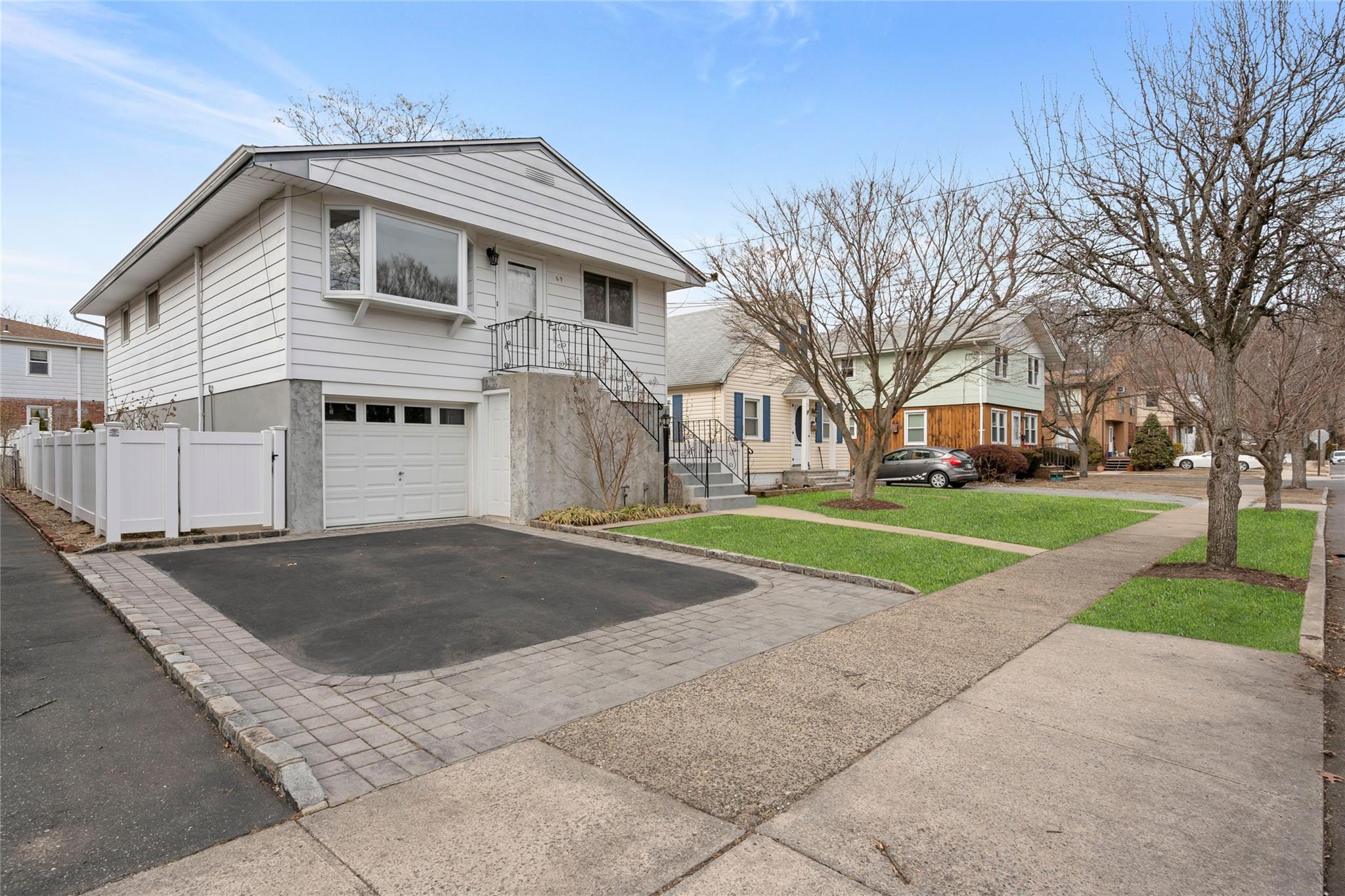 69 Edgewood Road, Port Washington, NY 11050