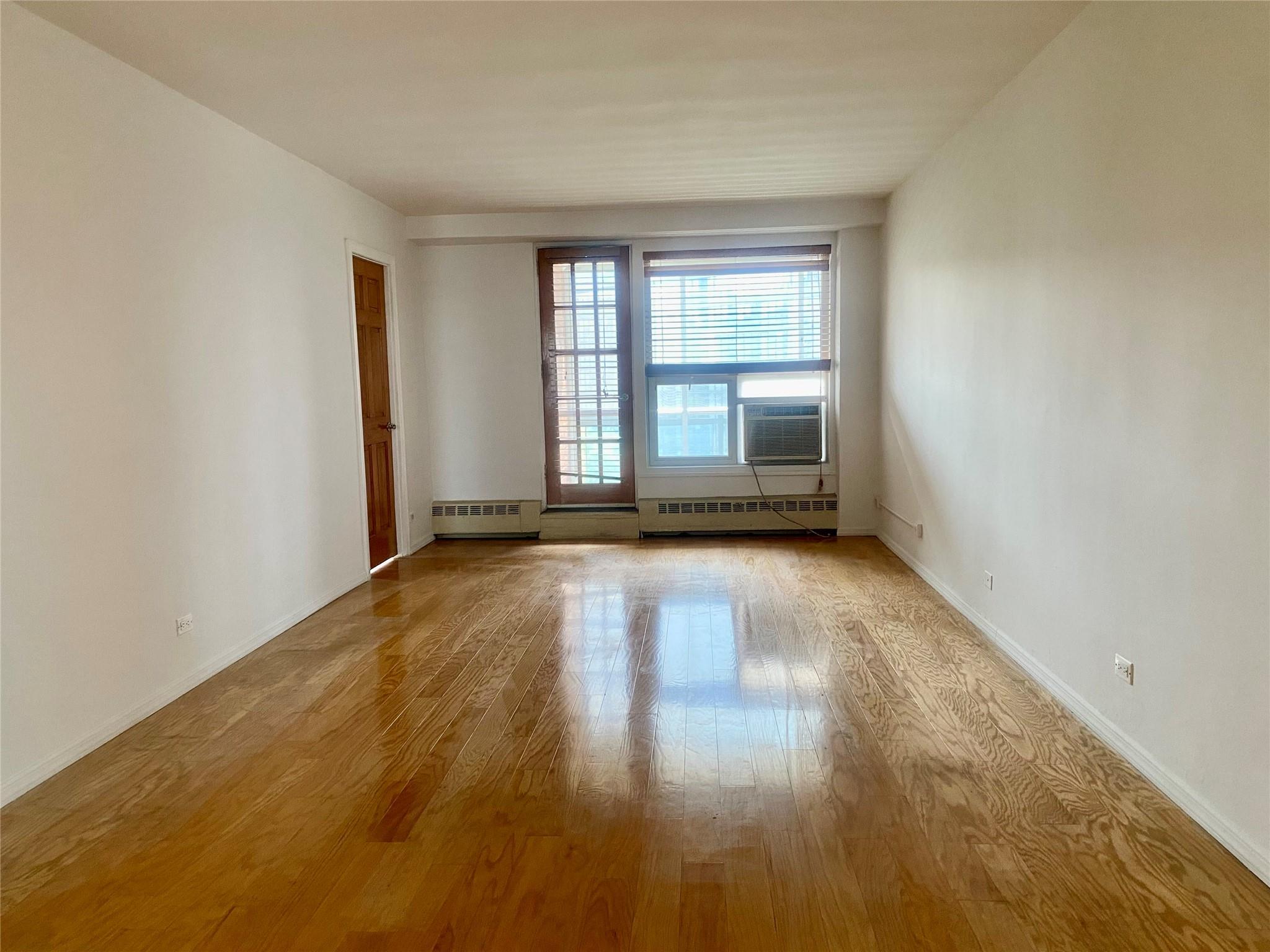 97-37 63 Road # 9H, Rego Park, NY 11374
