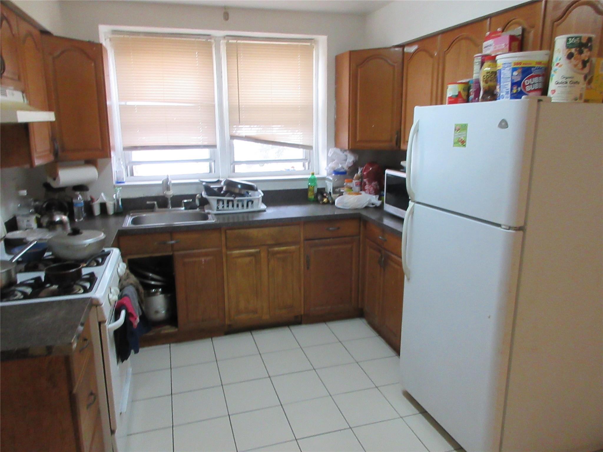 4104 Digney Avenue, Bronx, NY 10466