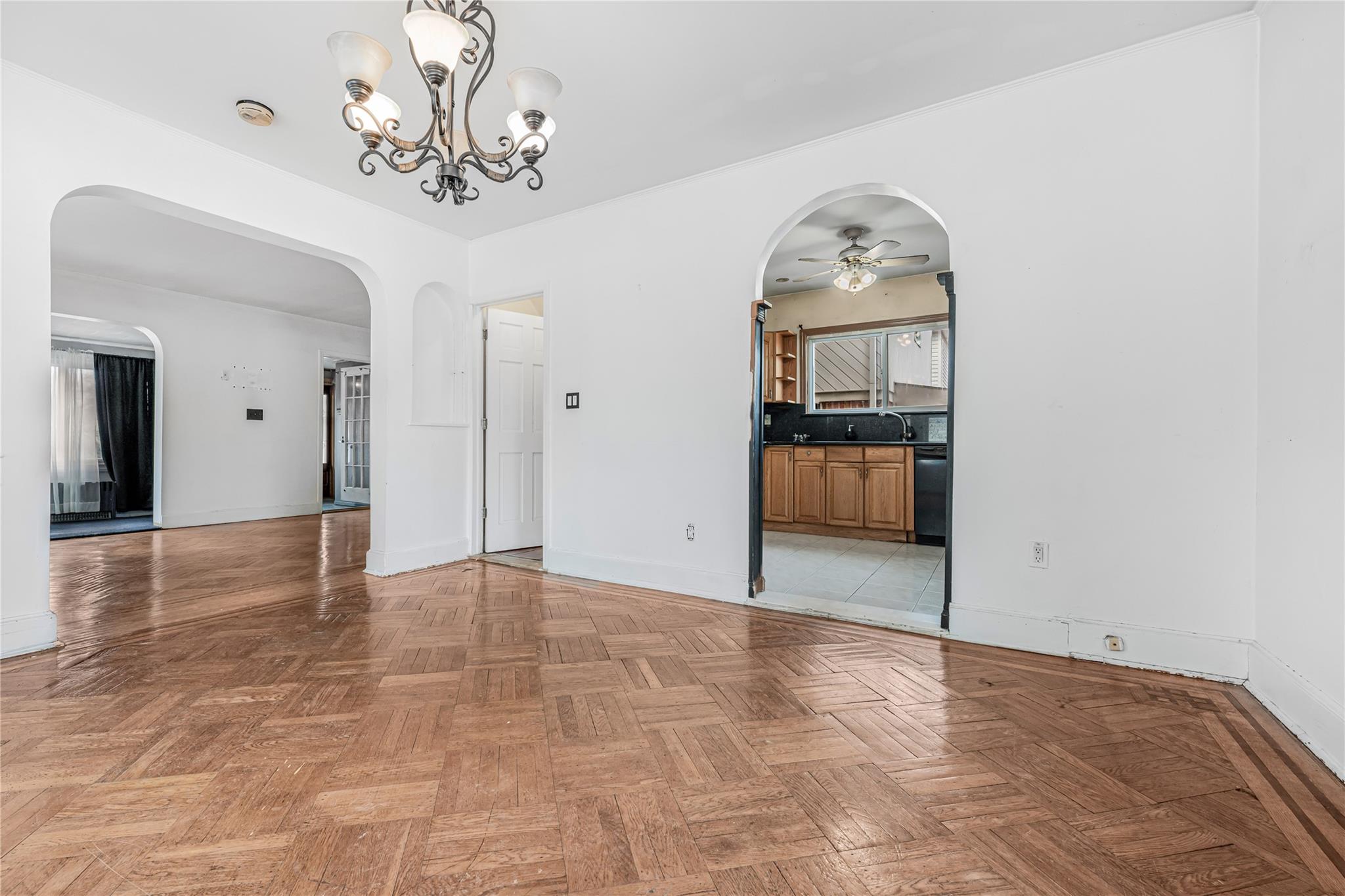 811 150th Street, Whitestone, NY 11357