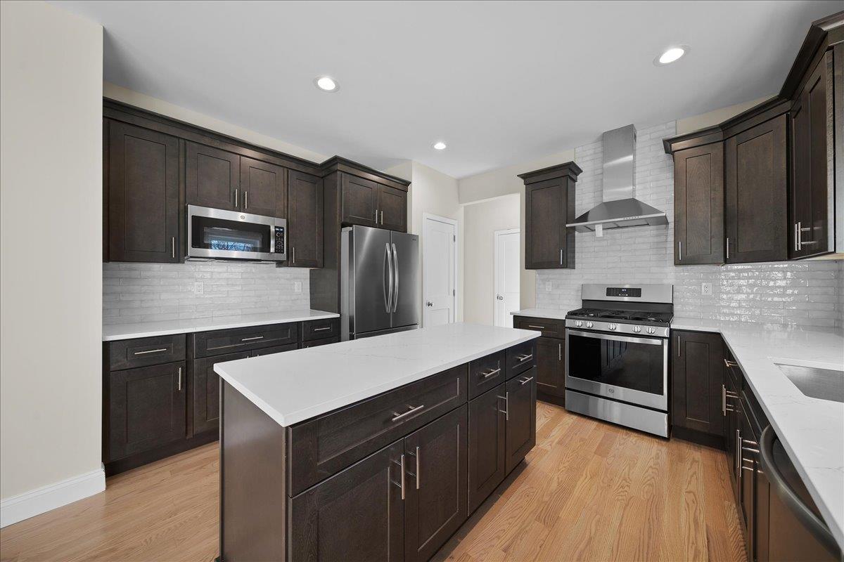 1 Fourth Avenue Avenue, Centereach, NY 11720