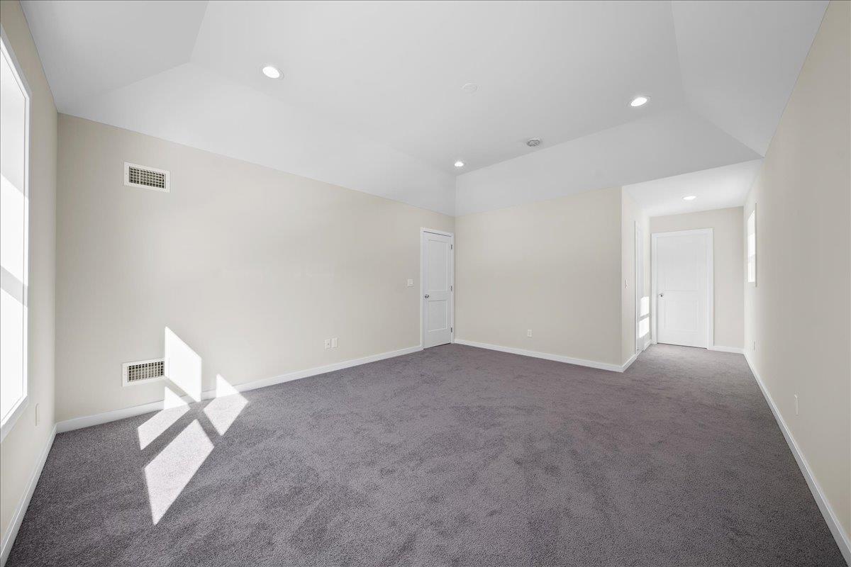 1 Fourth Avenue Avenue, Centereach, NY 11720