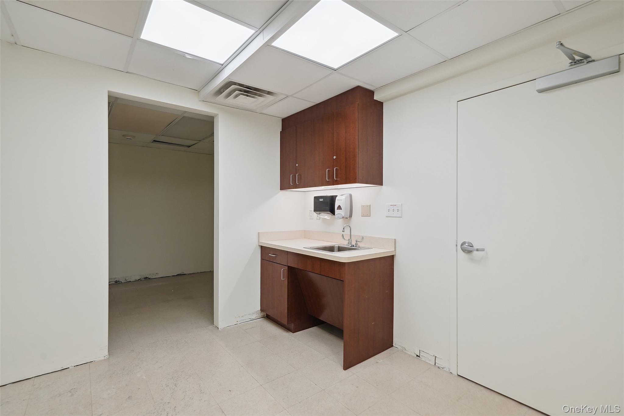 60 Goldens Bridge Road # B, Katonah, NY 10536