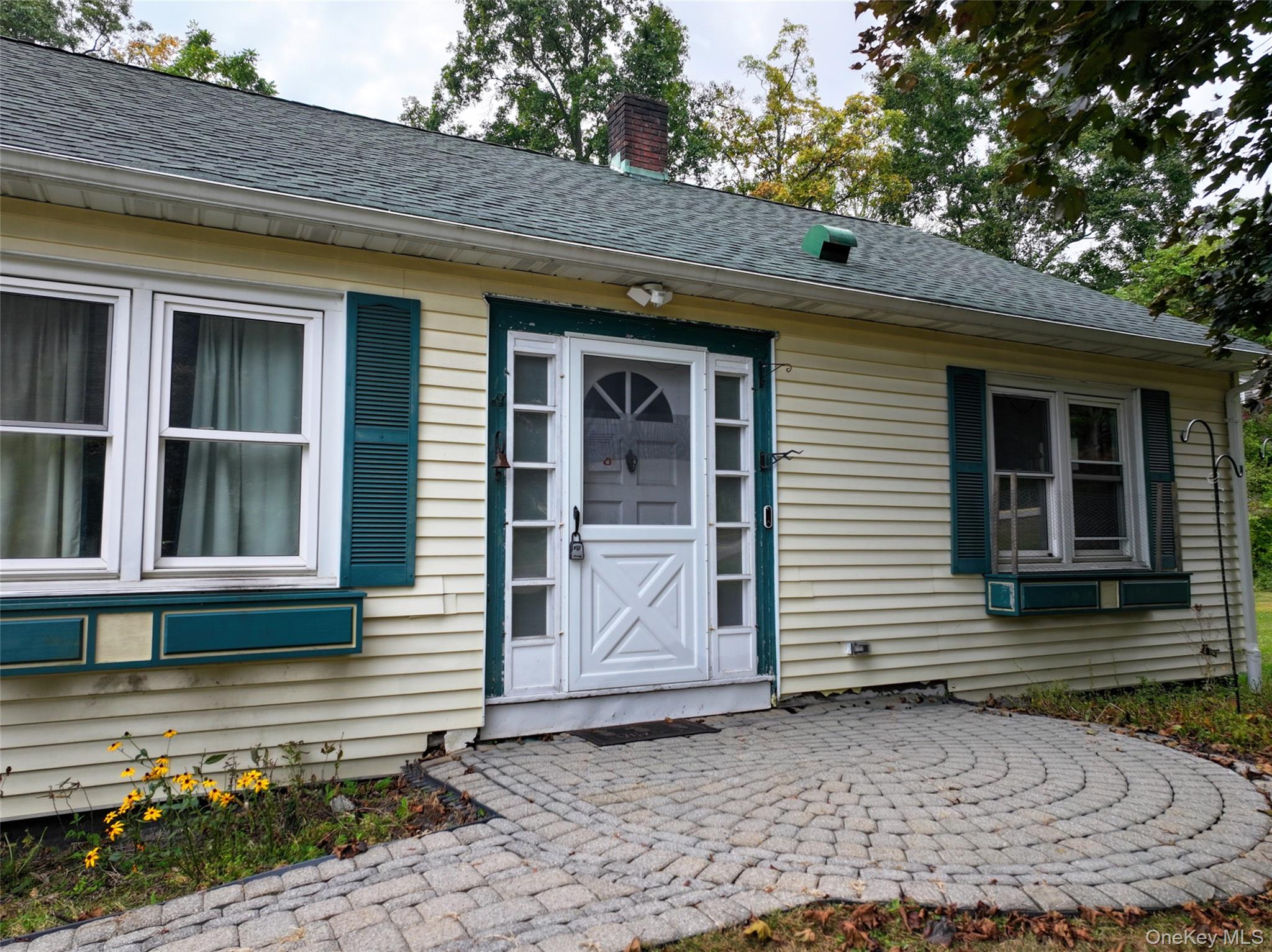 93 Weygant Hill, Highland Mills, NY 10930