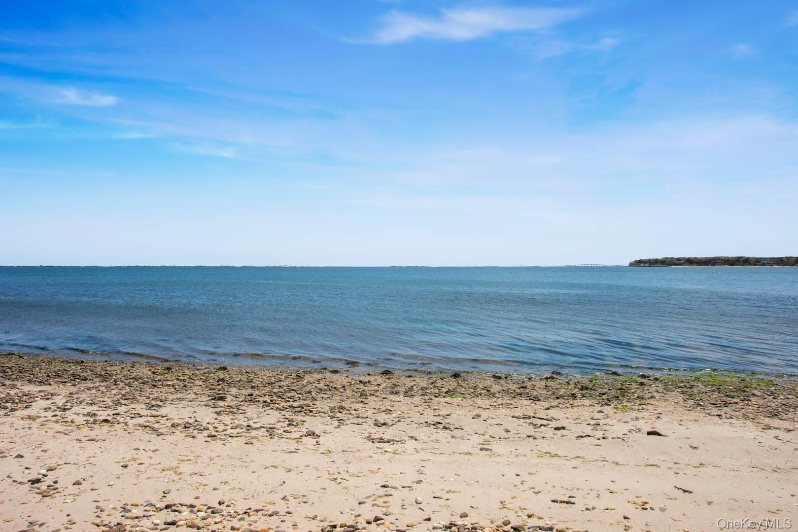 5 High Road, Hampton Bays, NY 11946