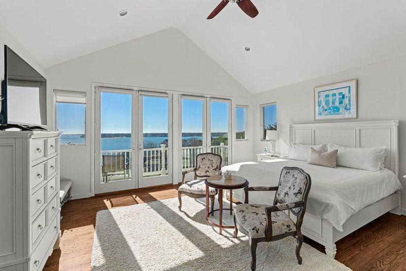 5 High Road, Hampton Bays, NY 11946