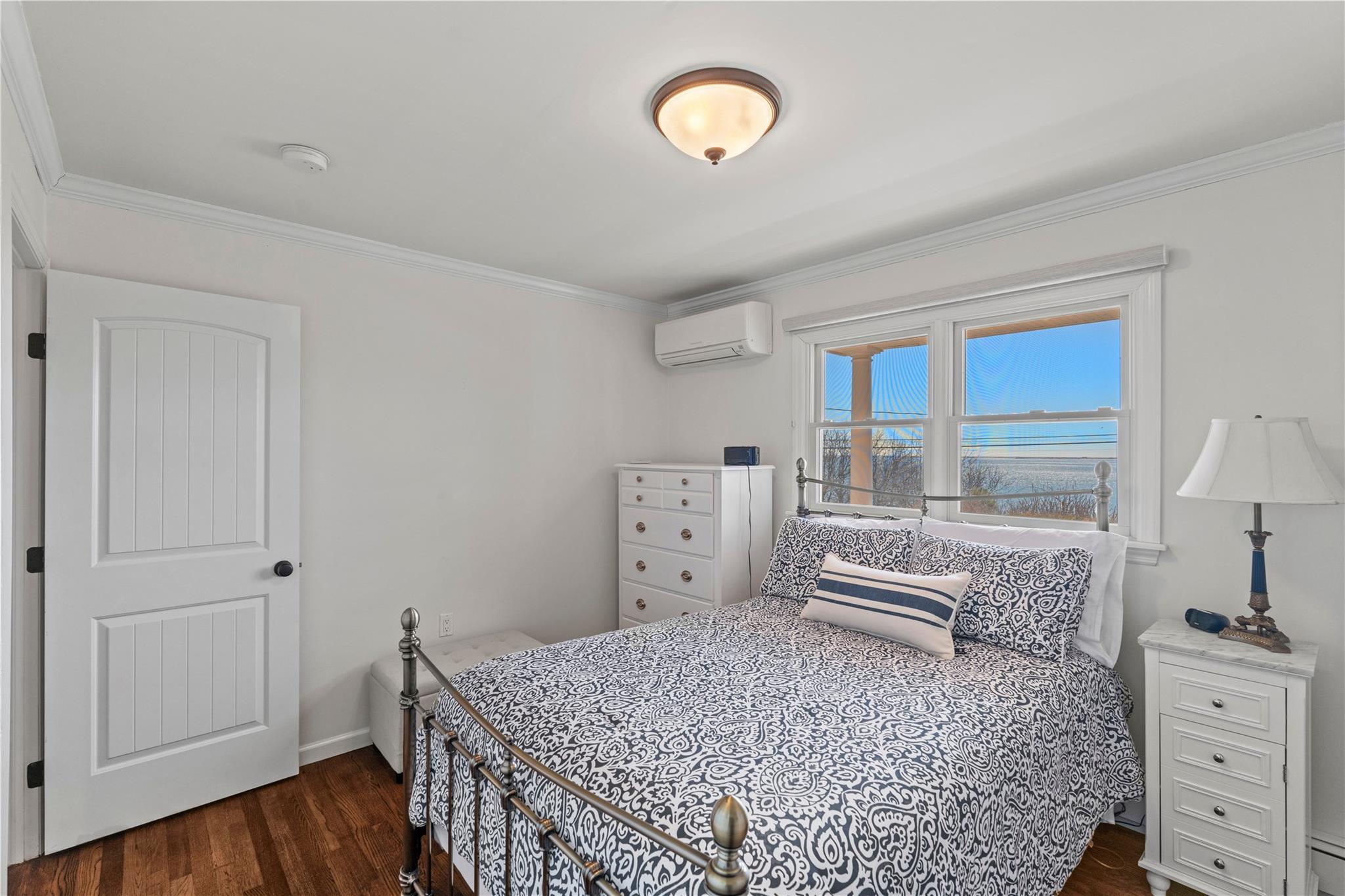 5 High Road, Hampton Bays, NY 11946