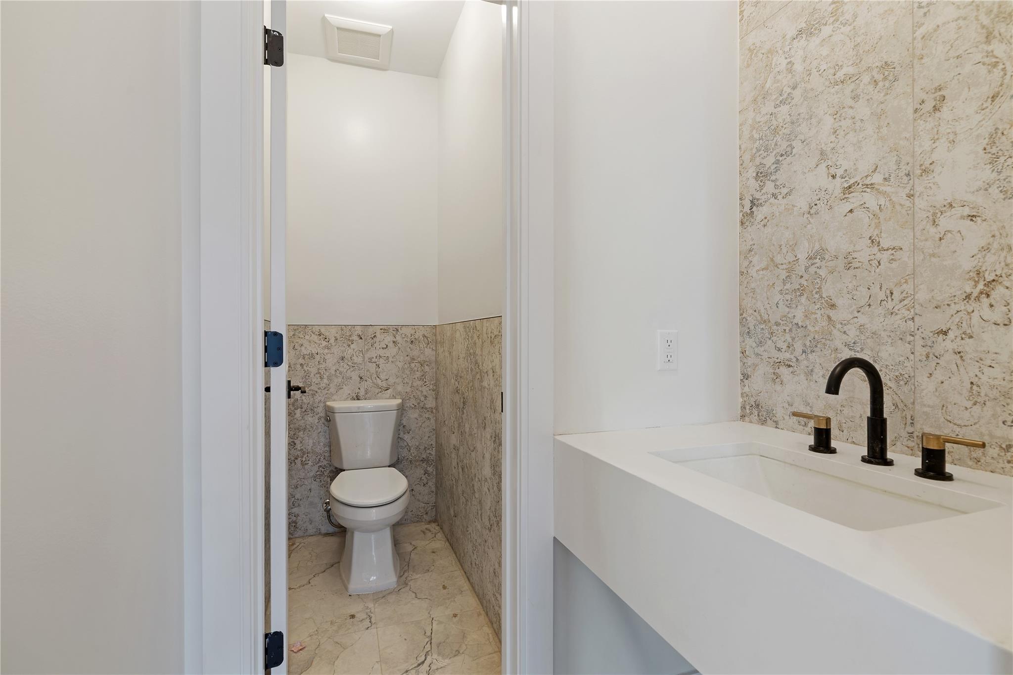 19 Rita Avenue # 302, Monsey, NY 10952