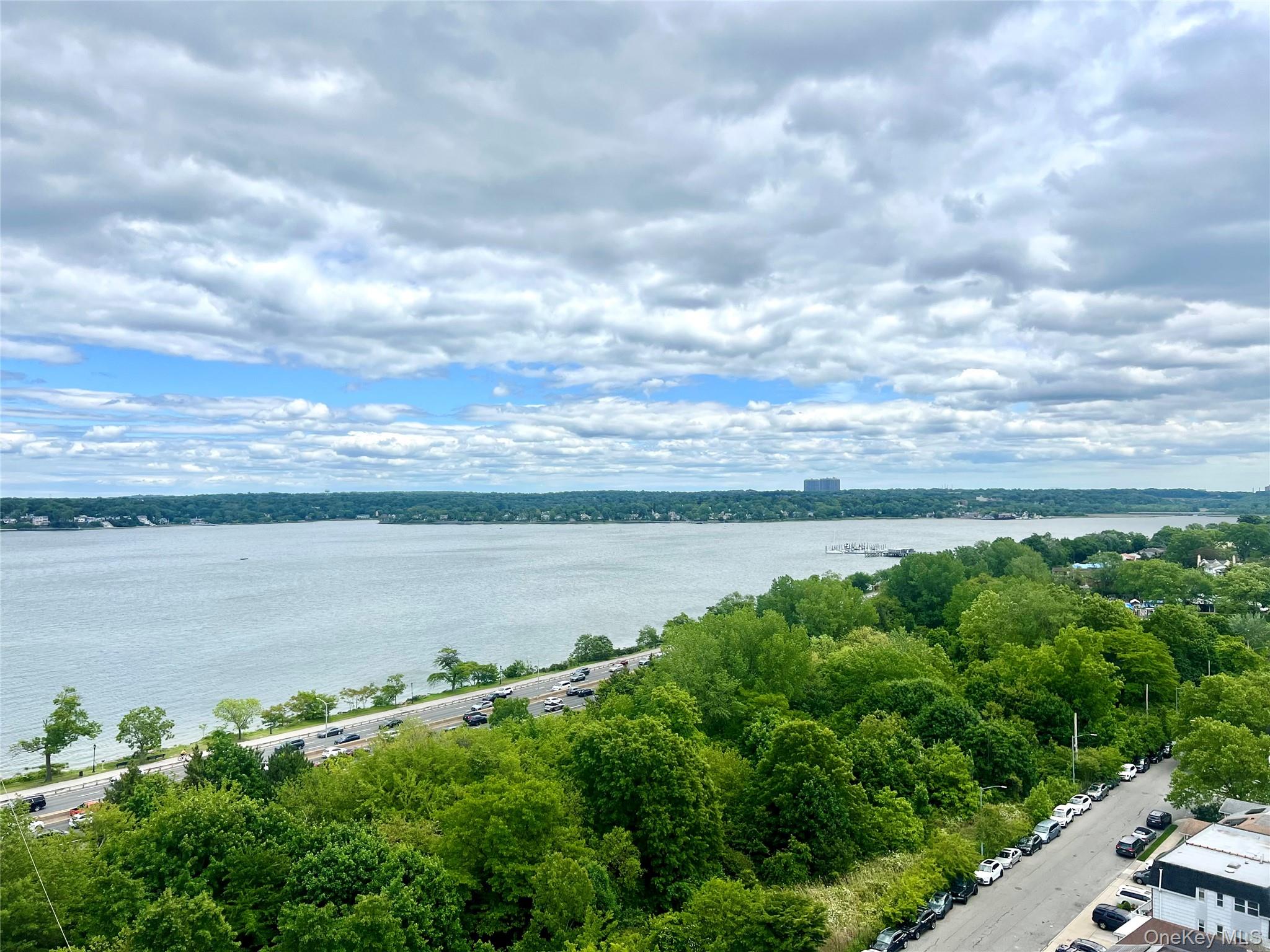 18-15 215th # 15R, Bayside, NY 11360