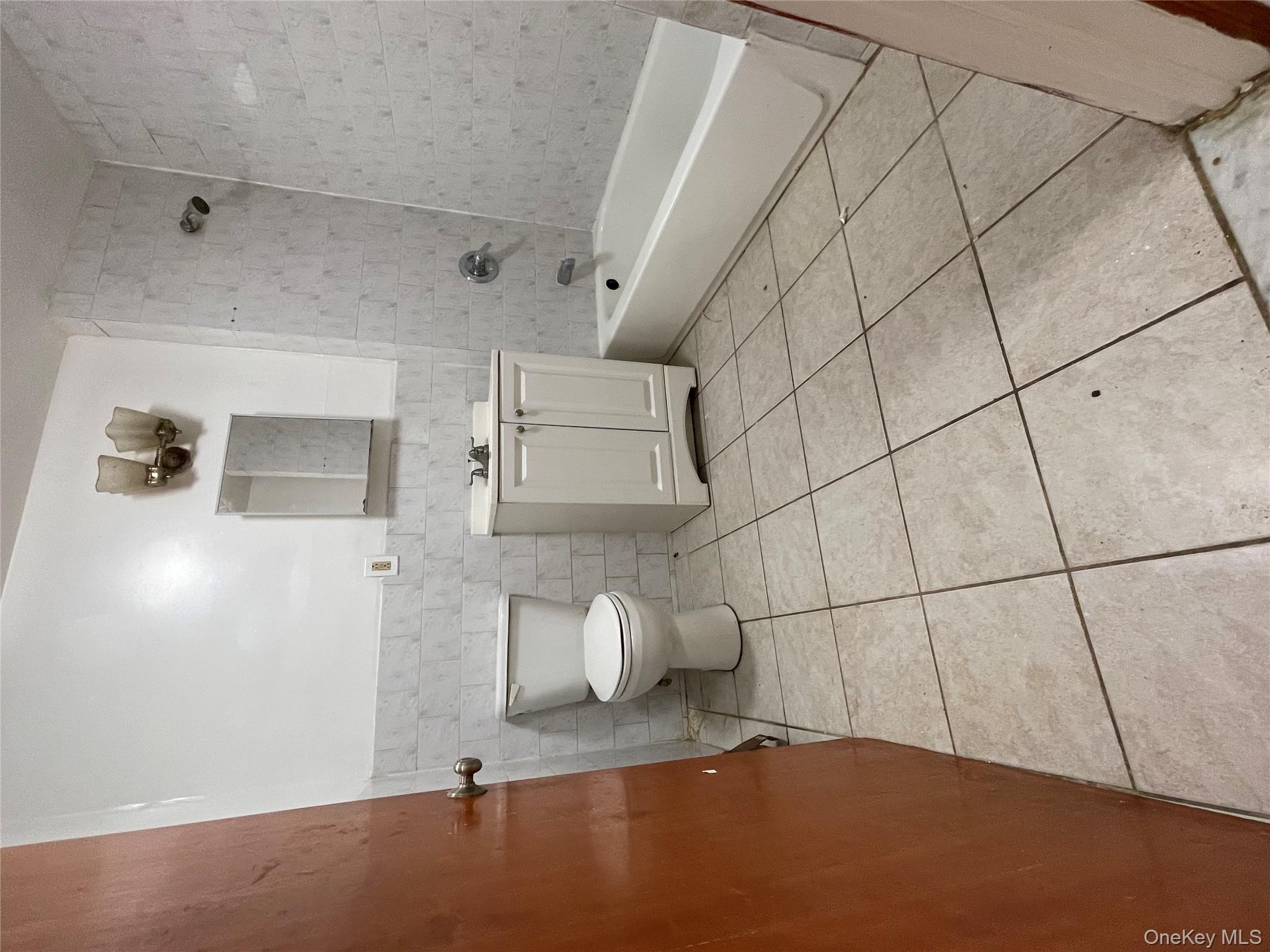 1926 McGraw Avenue, Bronx, NY 10462