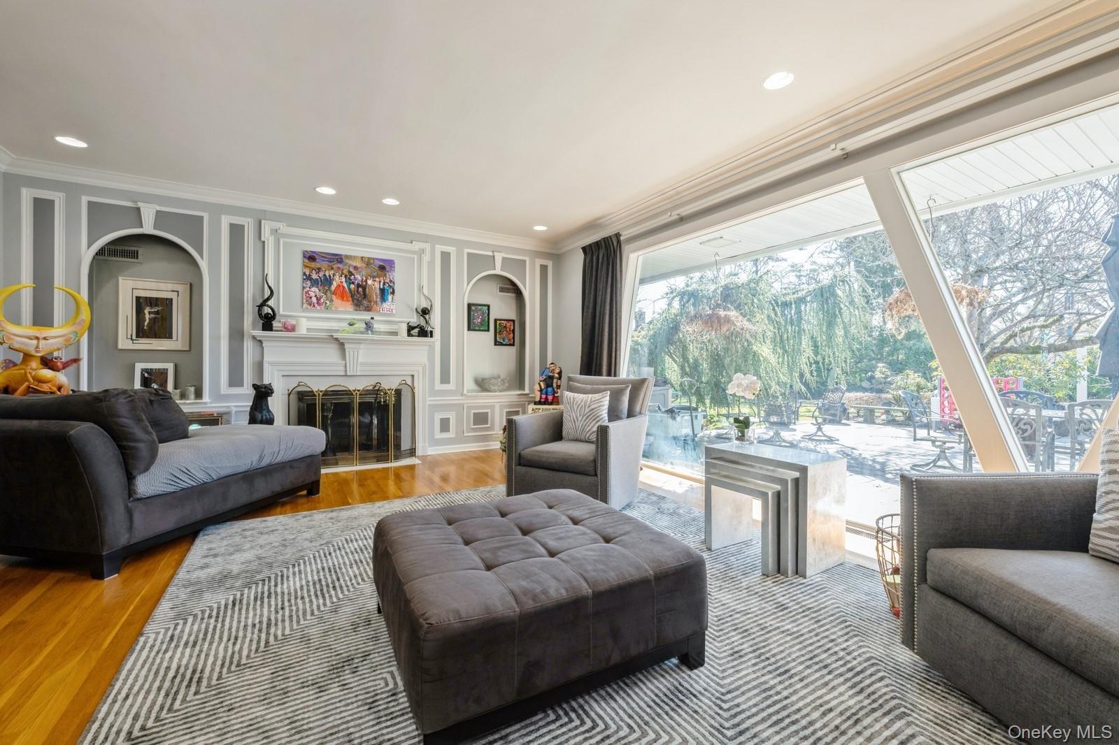 123 Barrett Road, Lawrence, NY 11559