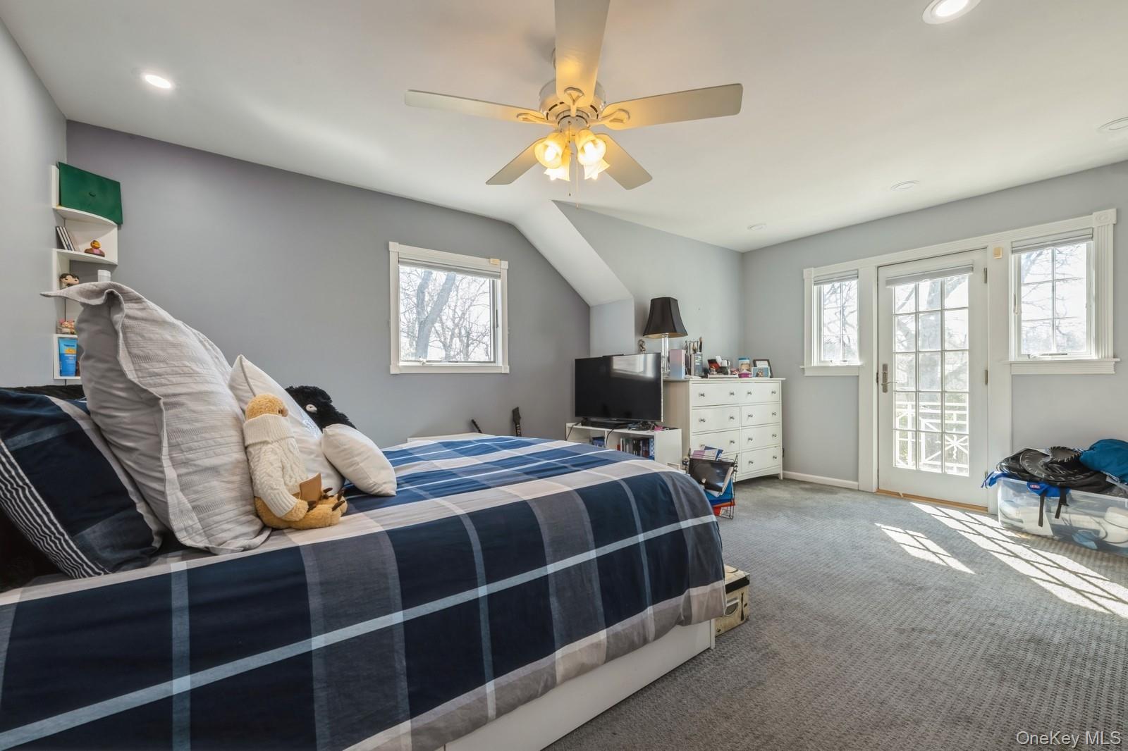 123 Barrett Road, Lawrence, NY 11559