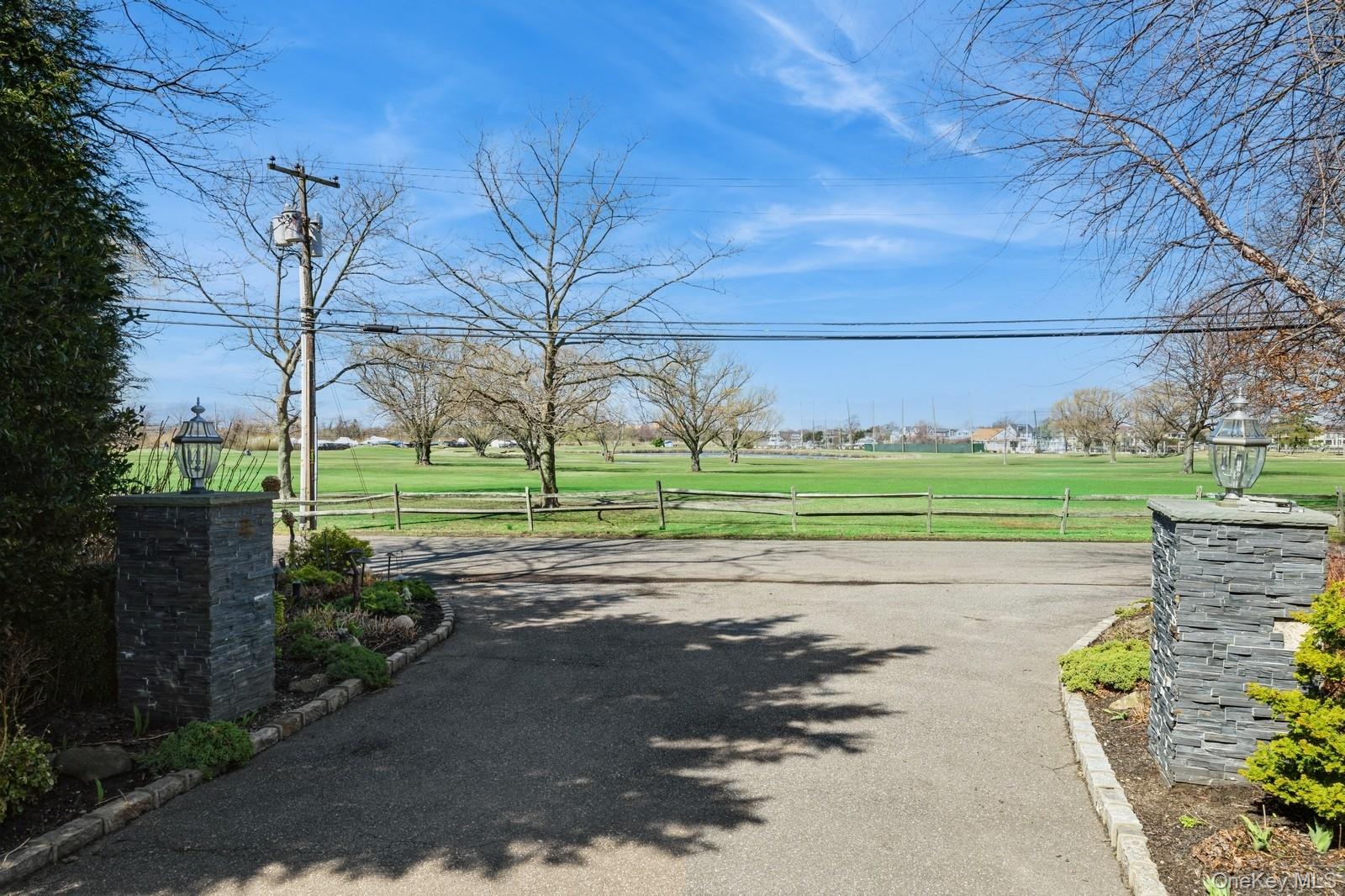 123 Barrett Road, Lawrence, NY 11559