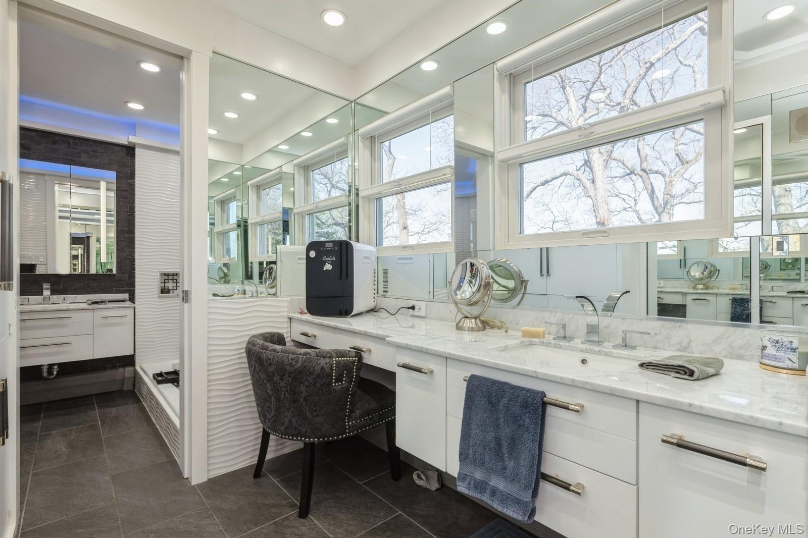 123 Barrett Road, Lawrence, NY 11559