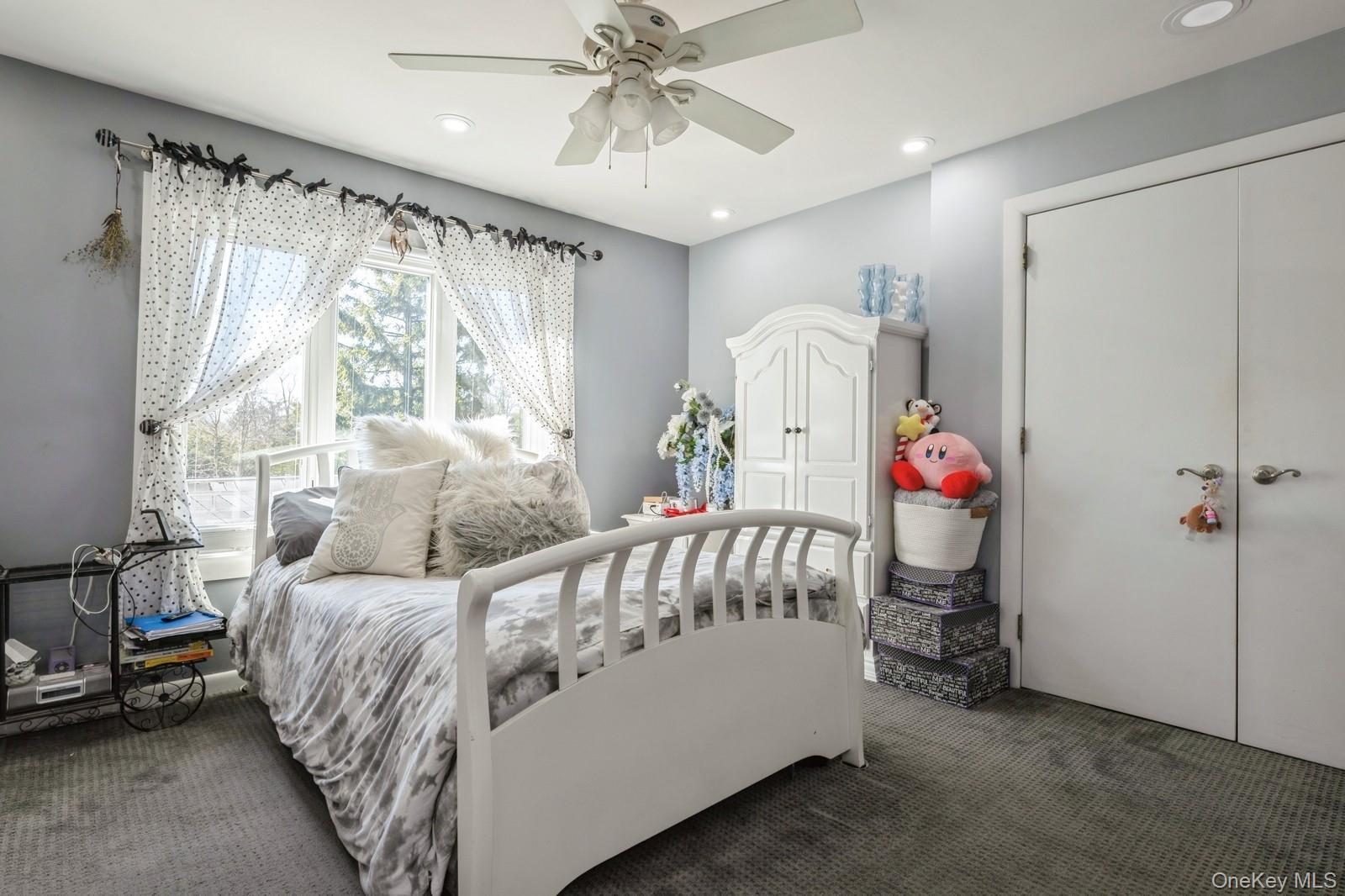 123 Barrett Road, Lawrence, NY 11559