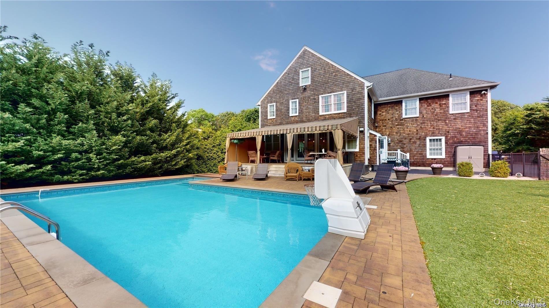 69 Old Depot Road, Quogue, NY 11959