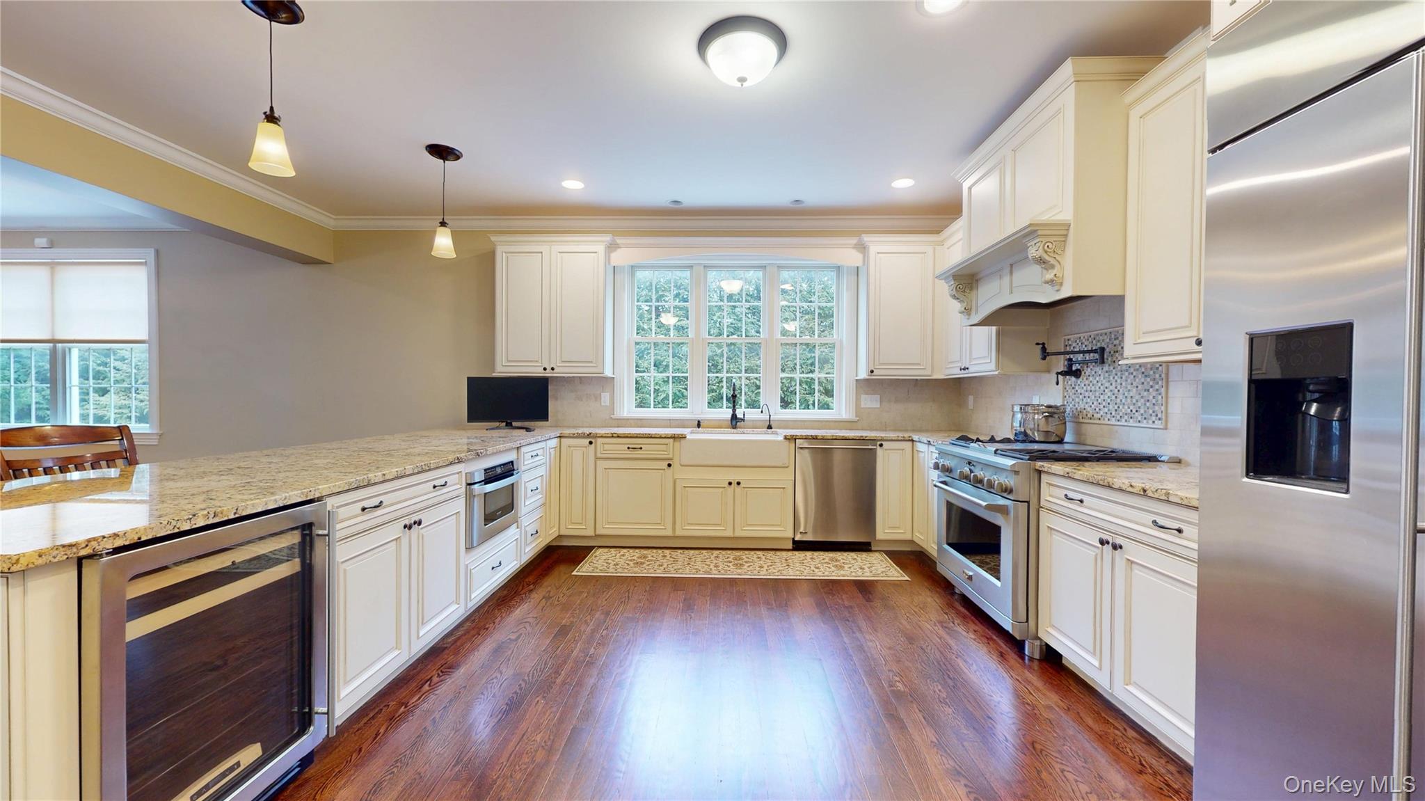 69 Old Depot Road, Quogue, NY 11959