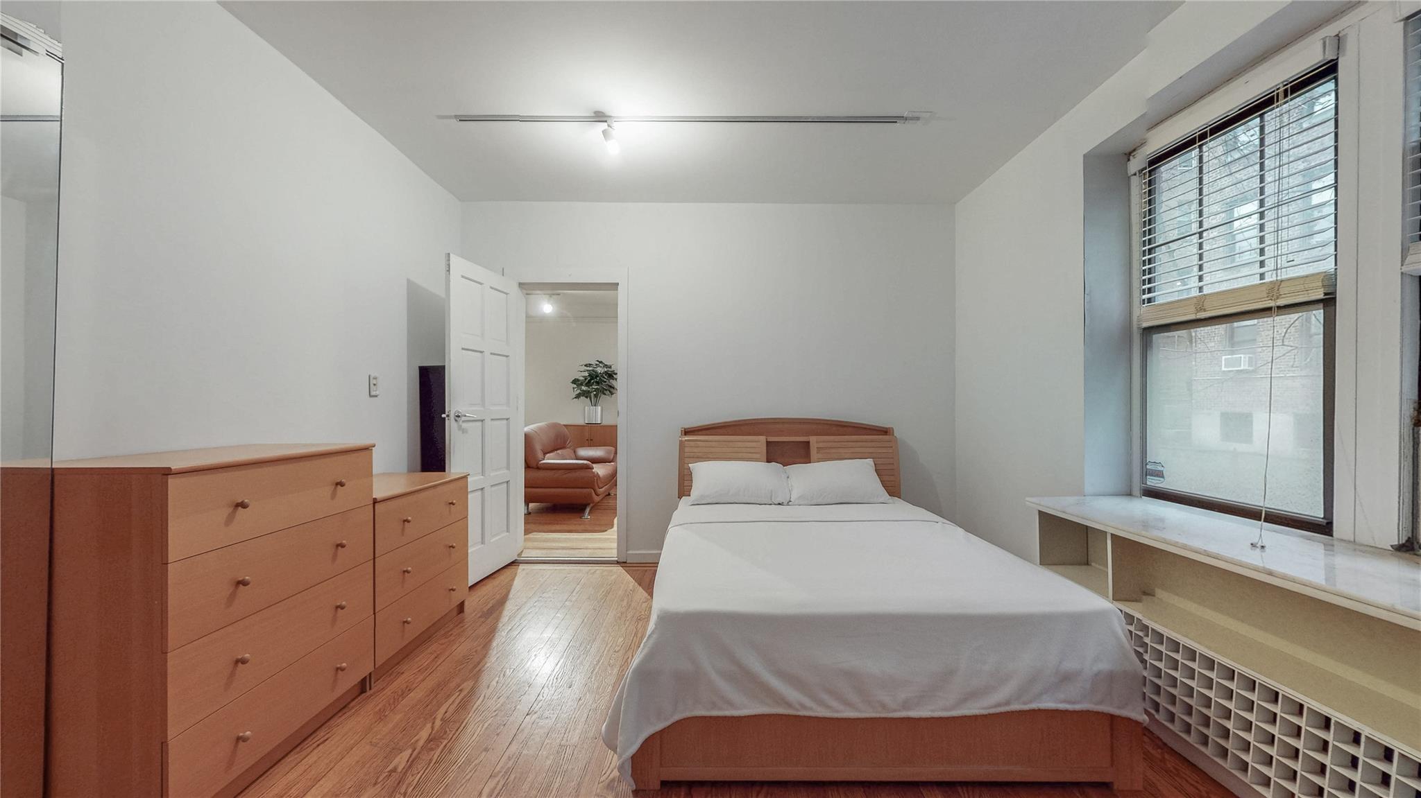 109-14 Ascan Avenue # 1D, Forest Hills, NY 11375