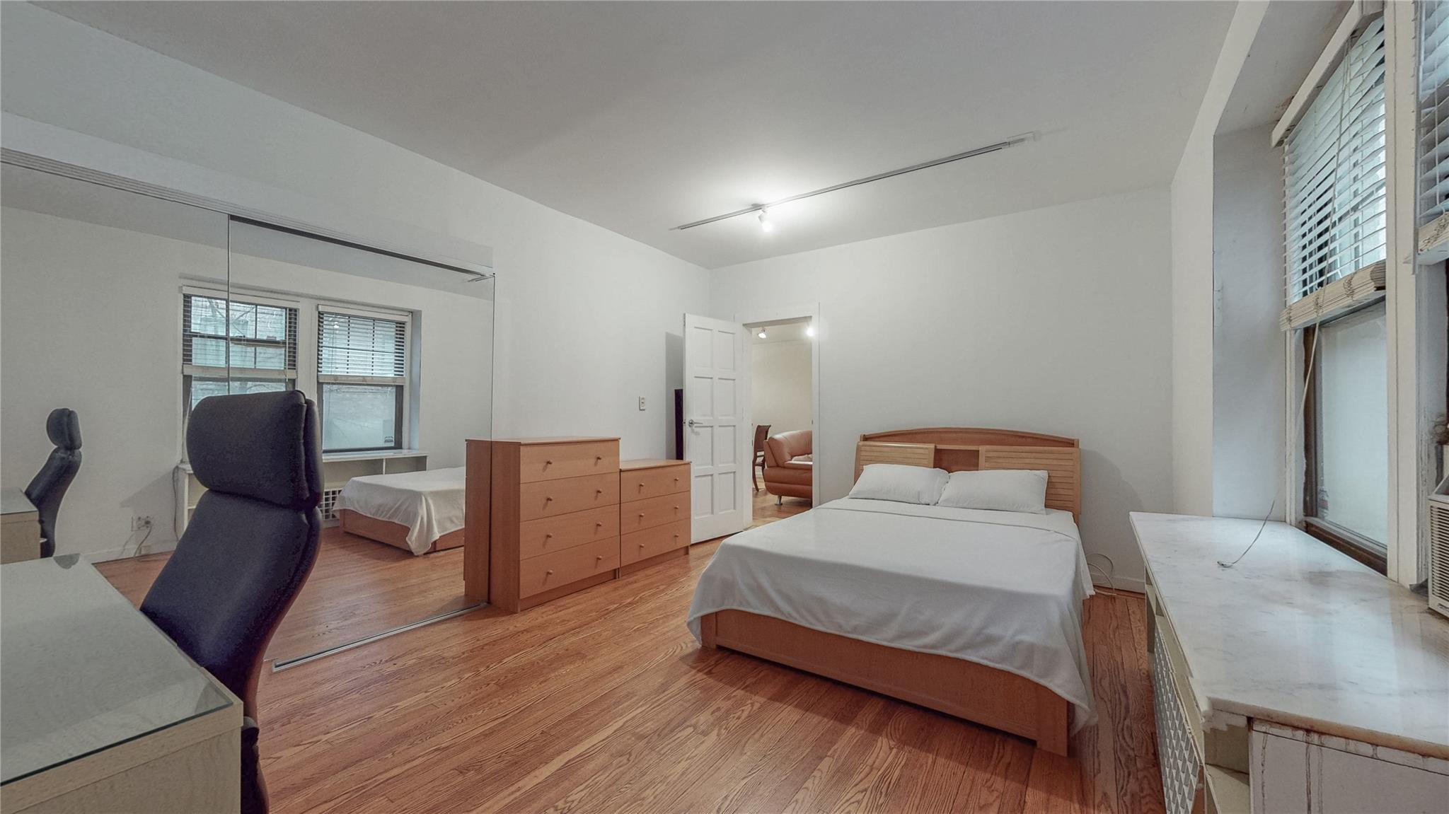 109-14 Ascan Avenue # 1D, Forest Hills, NY 11375