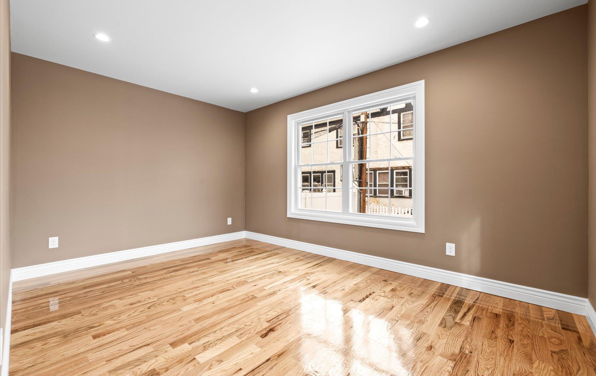 248 Main Street, Hempstead, NY 11550