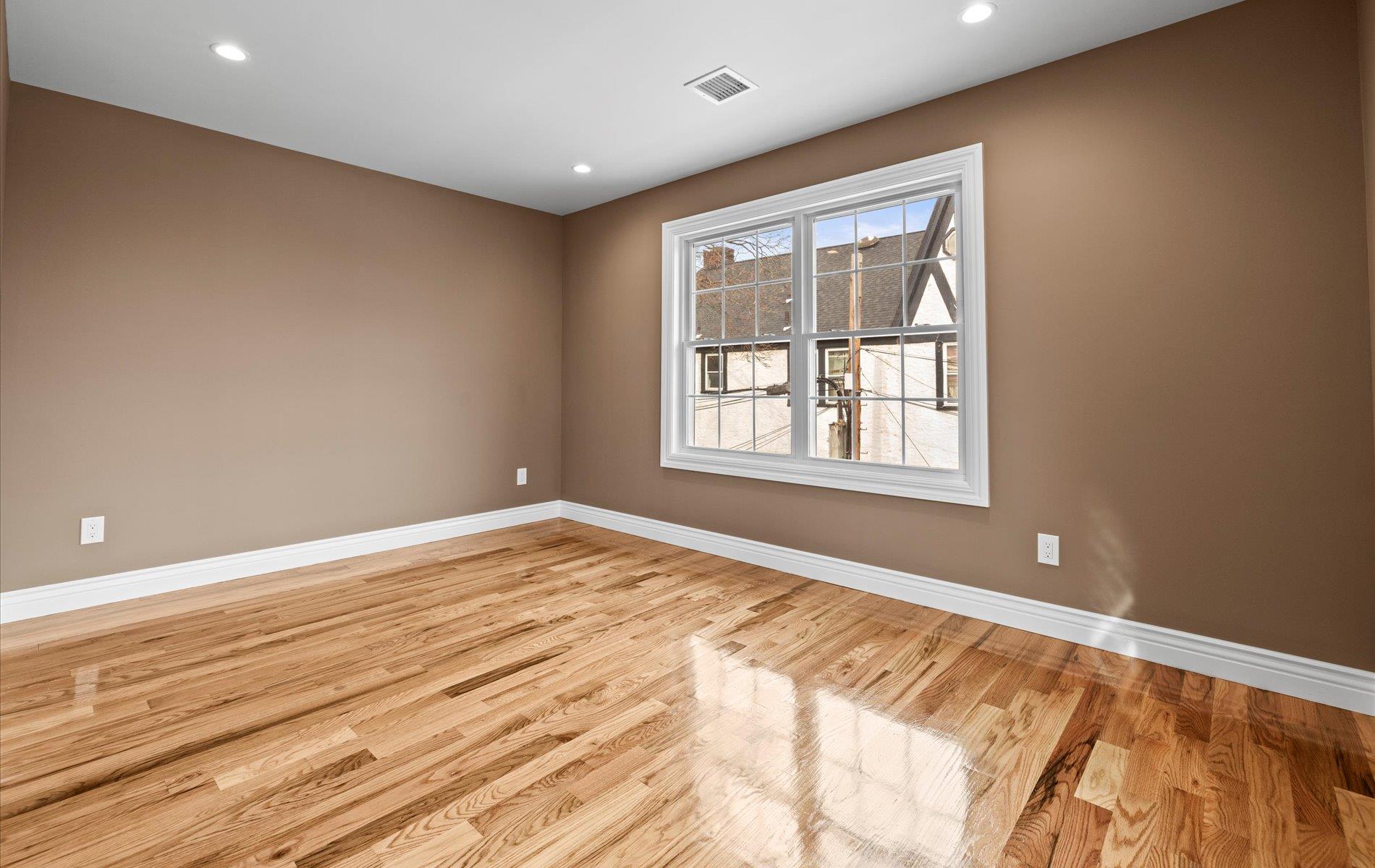 248 Main Street, Hempstead, NY 11550