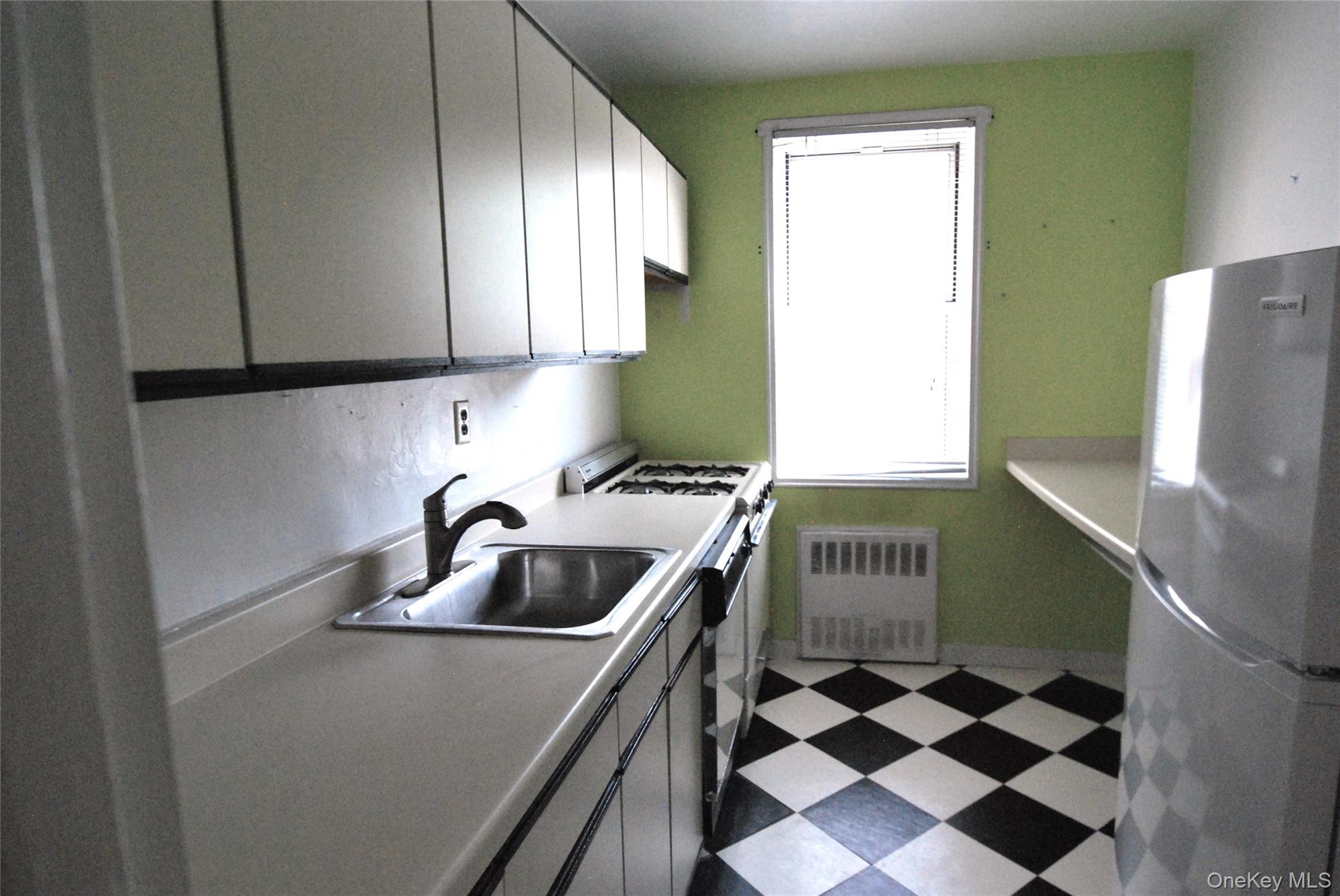 3 Sadore Lane # 5C, Yonkers, NY 10710