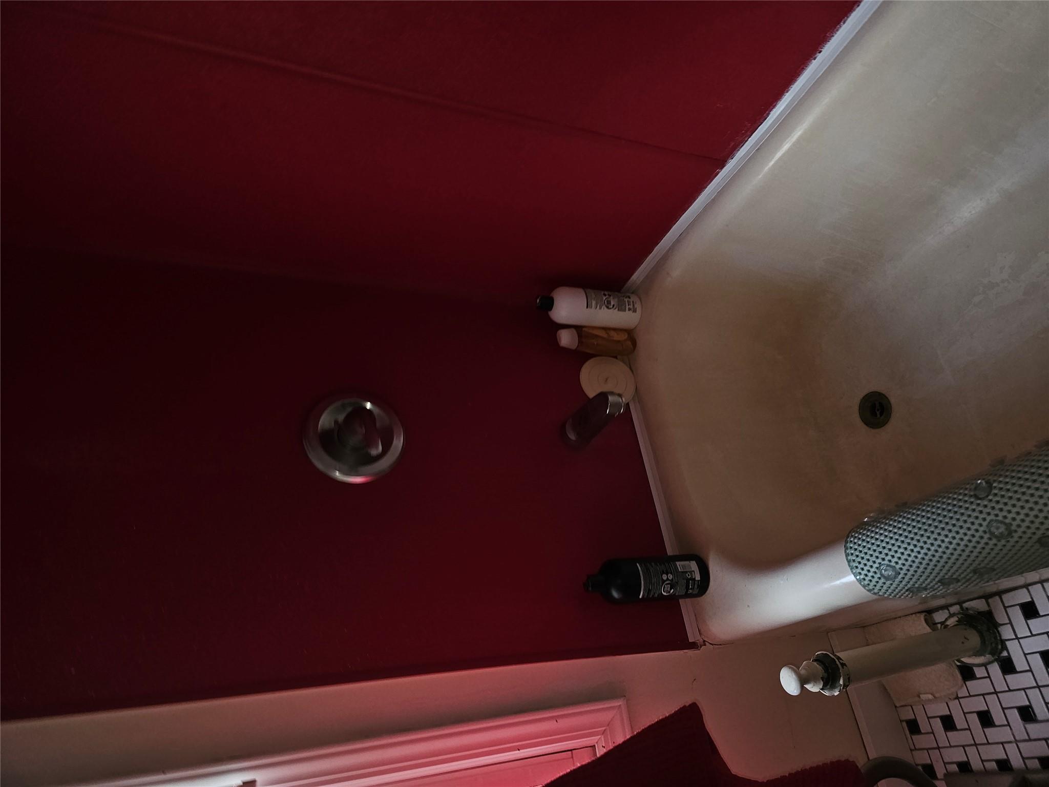 208 Sportsmans Avenue, Freeport, NY 11520