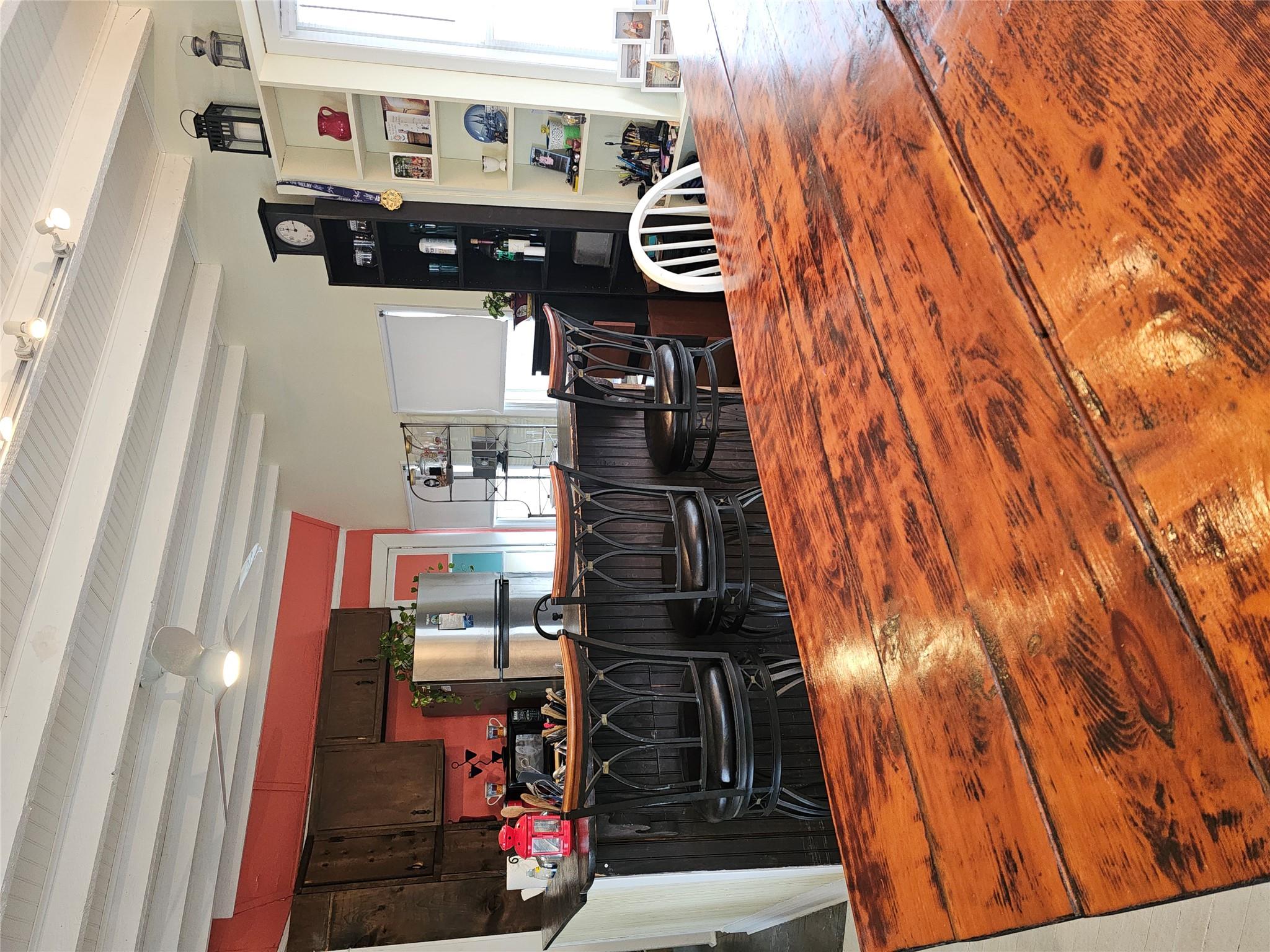 208 Sportsmans Avenue, Freeport, NY 11520