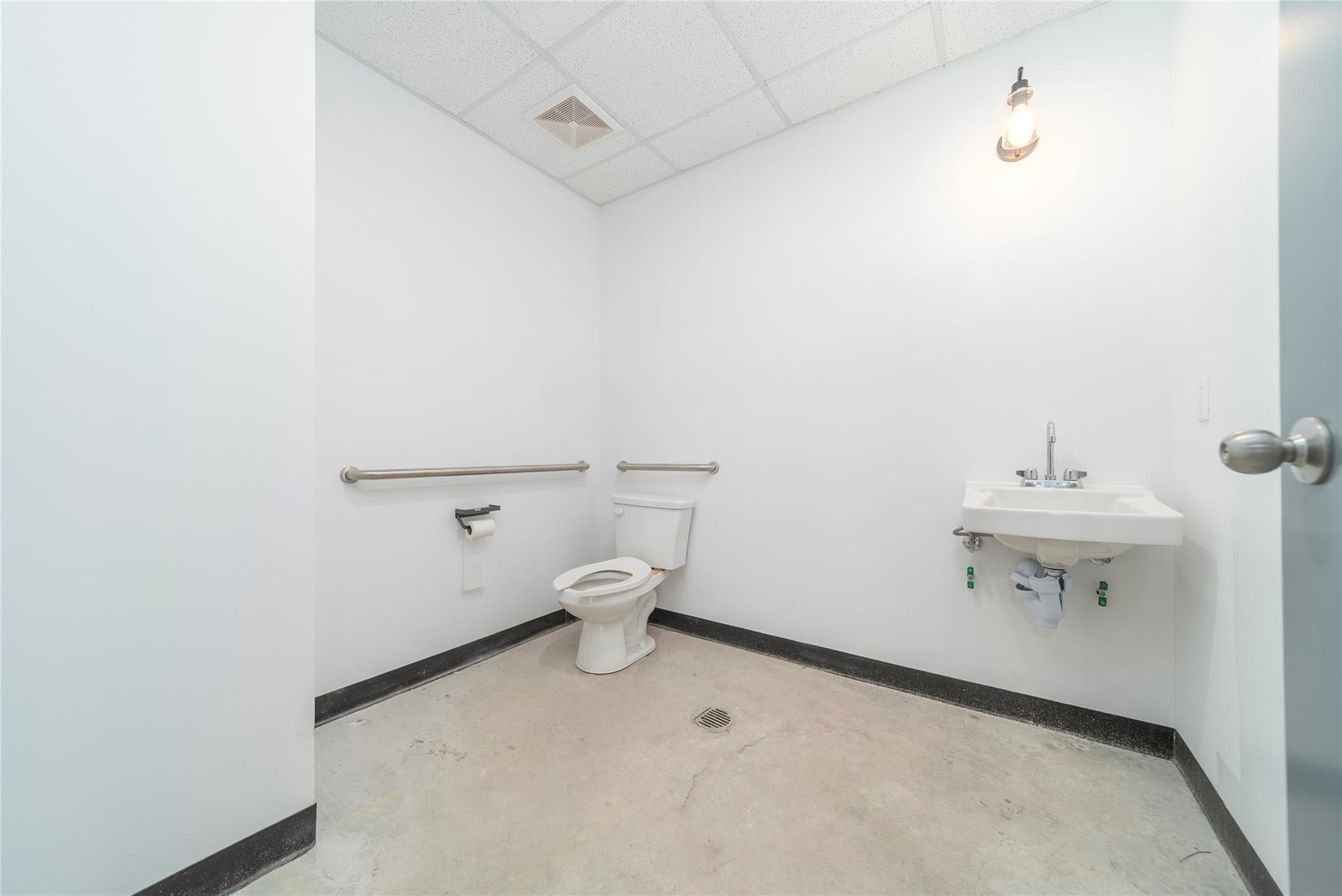 163-07 72nd Avenue # 1C, Fresh Meadows, NY 11365
