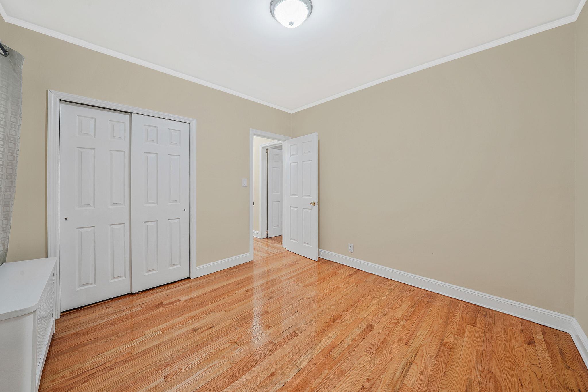 121-16 198th Street, Springfield Gardens, NY 11413