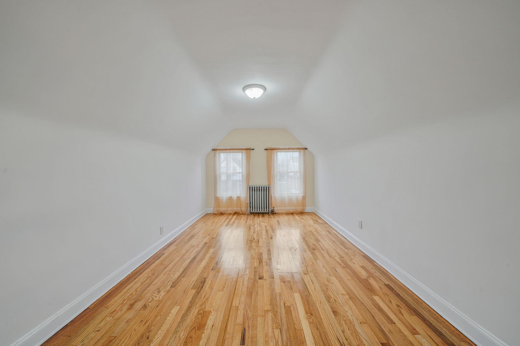 121-16 198th Street, Springfield Gardens, NY 11413