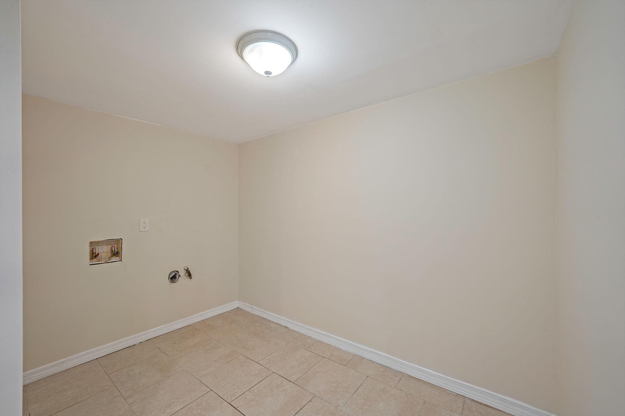 121-16 198th Street, Springfield Gardens, NY 11413