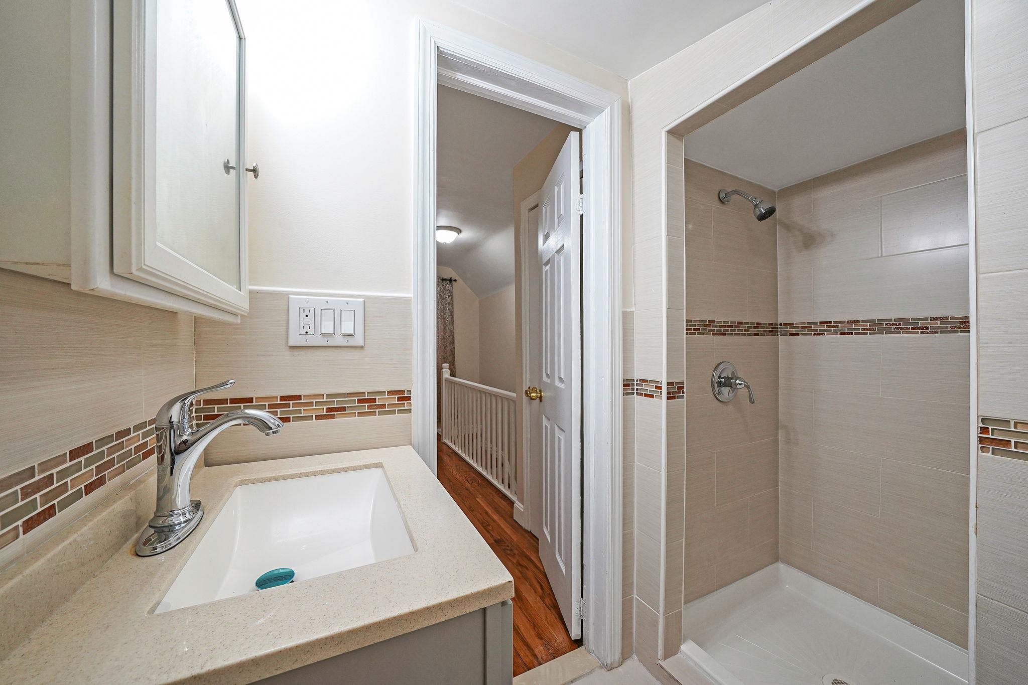 121-16 198th Street, Springfield Gardens, NY 11413