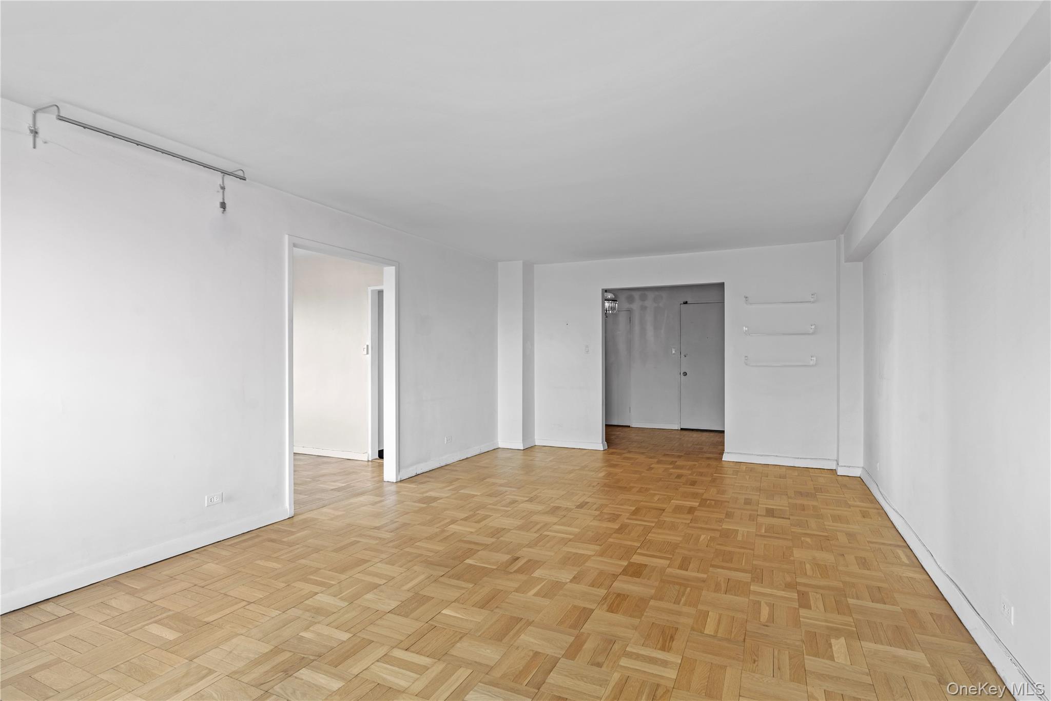 50 Sutton Sutton Place S # 19F, New York (Manhattan), NY 10022