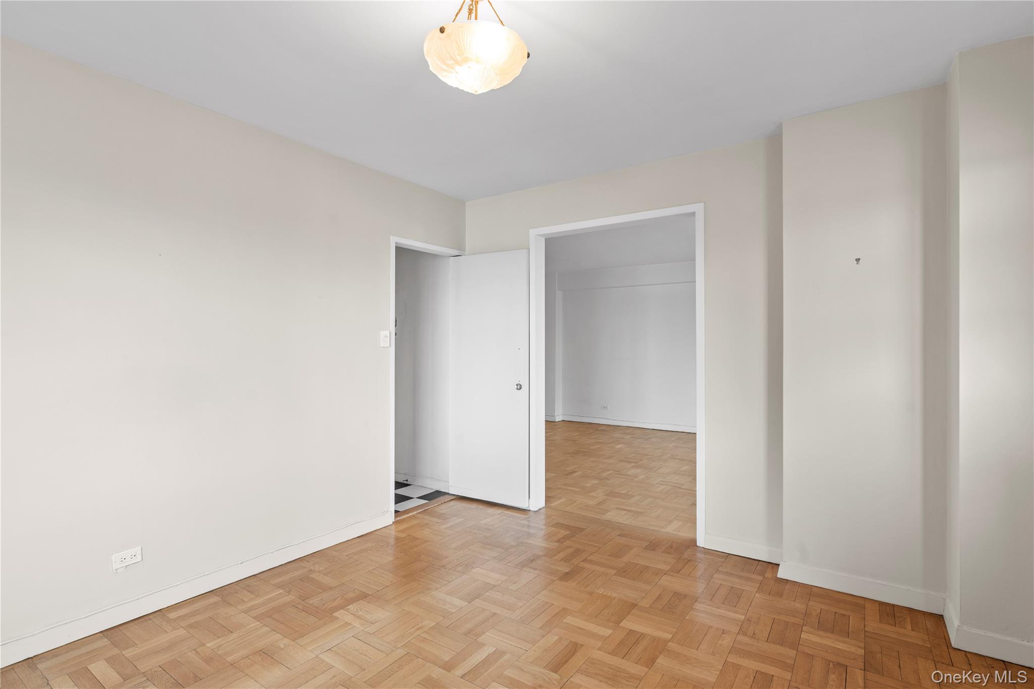 50 Sutton Sutton Place S # 19F, New York (Manhattan), NY 10022