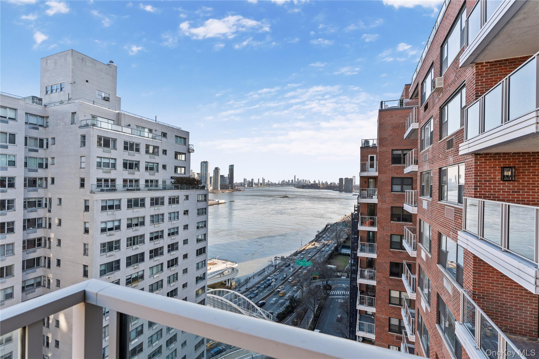 50 Sutton Sutton Place S # 19F, New York (Manhattan), NY 10022
