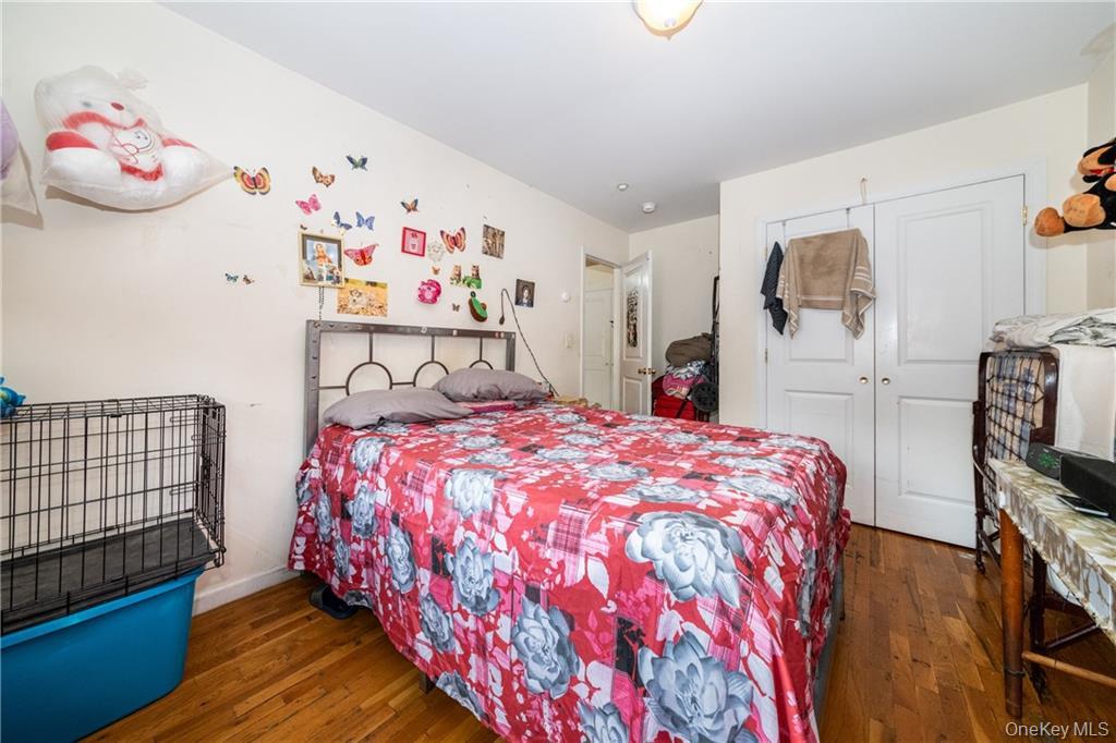 2430 Lyvere Street, Bronx, NY 10461