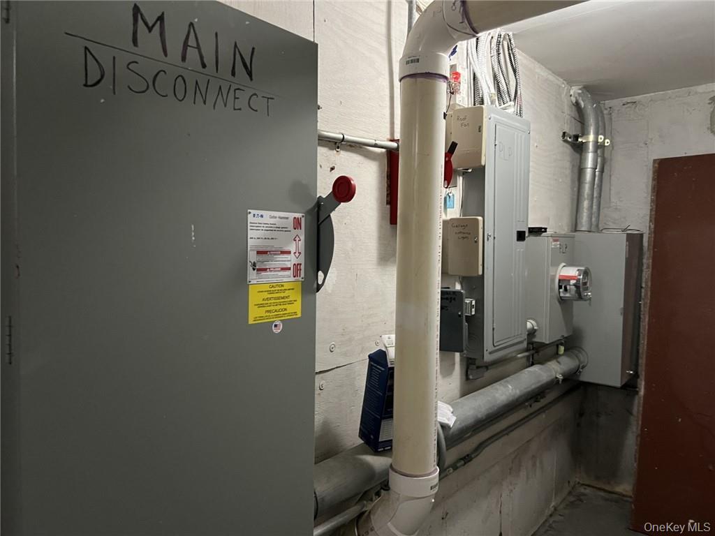 2430 Lyvere Street, Bronx, NY 10461