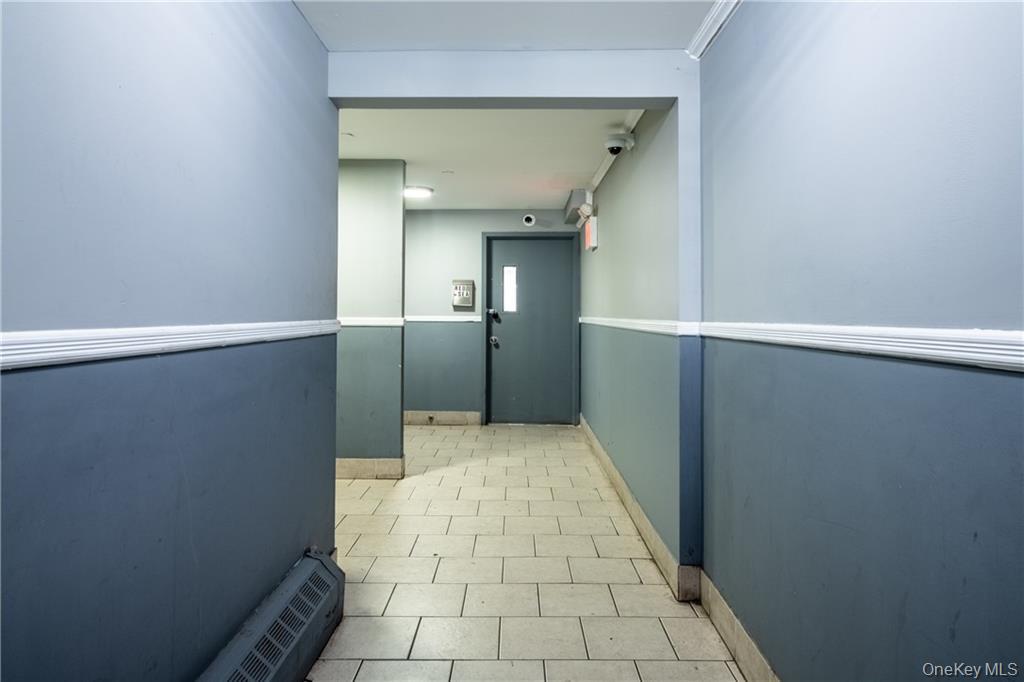 2430 Lyvere Street, Bronx, NY 10461