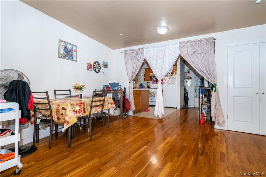 2430 Lyvere Street, Bronx, NY 10461