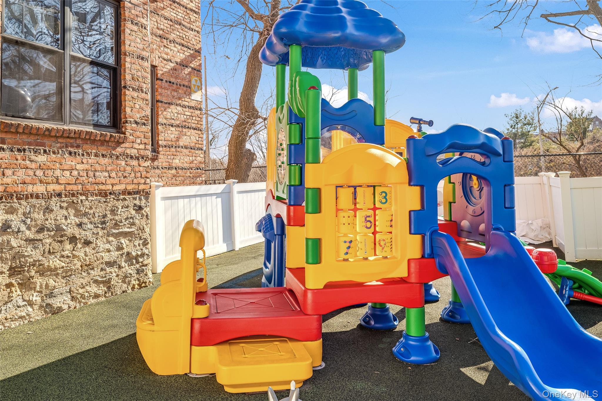 840 Bronx River Road # 4B, Bronxville, NY 10708