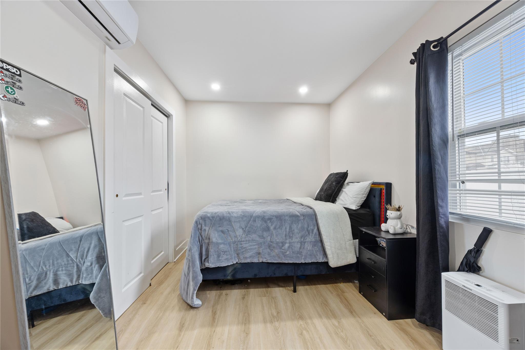 515 Beach 43rd Street, Far Rockaway, NY 11691