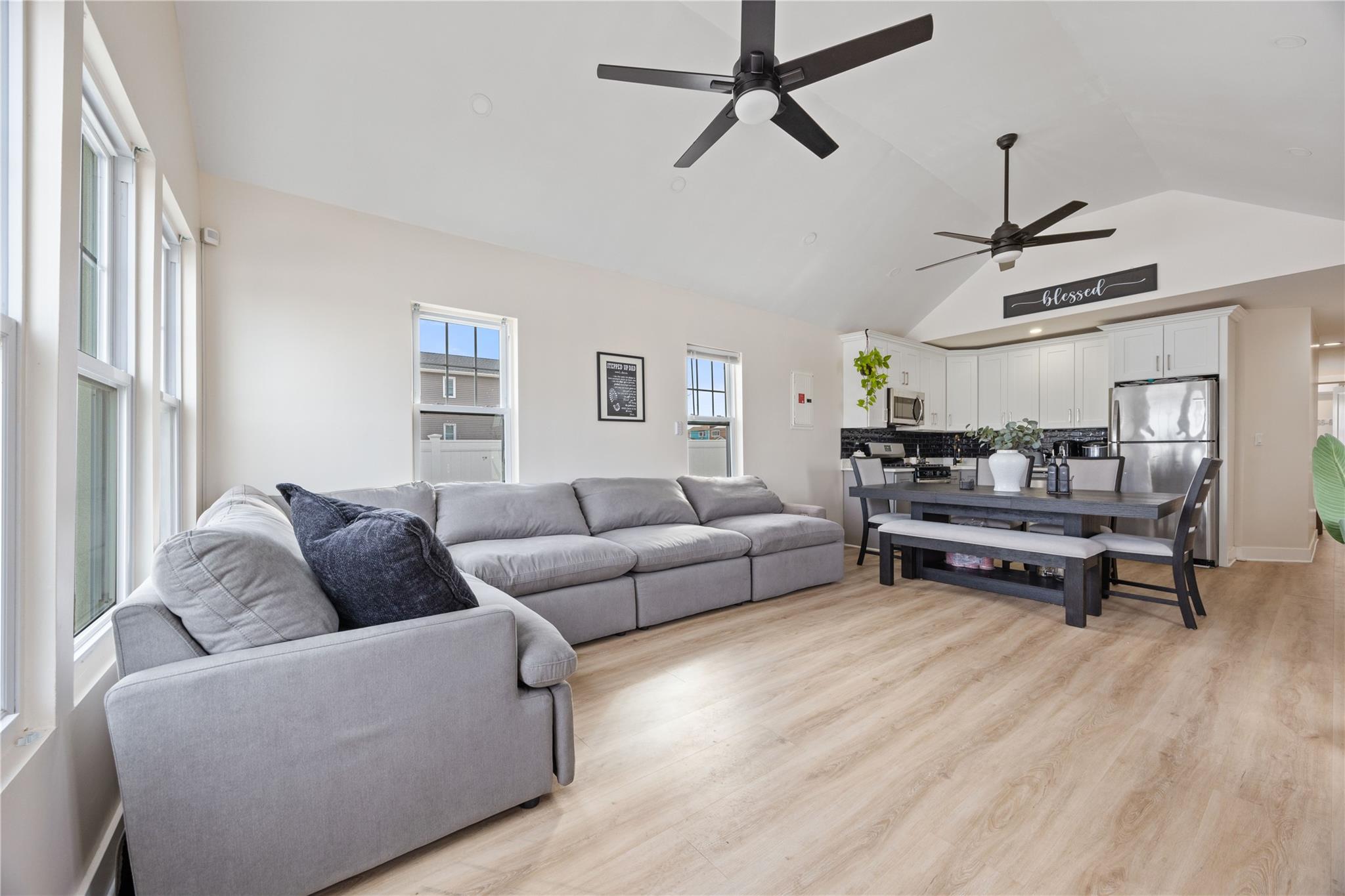 515 Beach 43rd Street, Far Rockaway, NY 11691