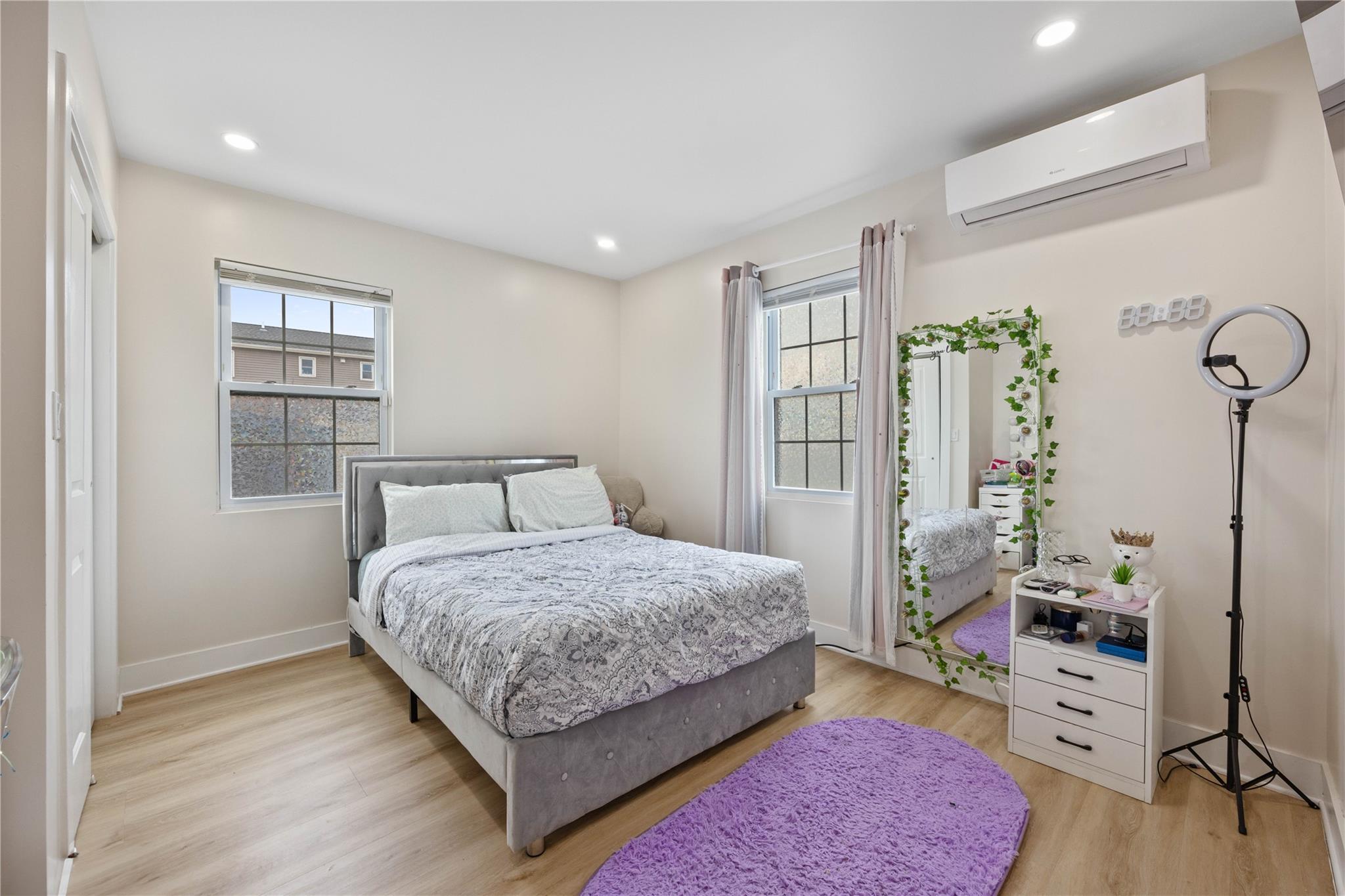 515 Beach 43rd Street, Far Rockaway, NY 11691