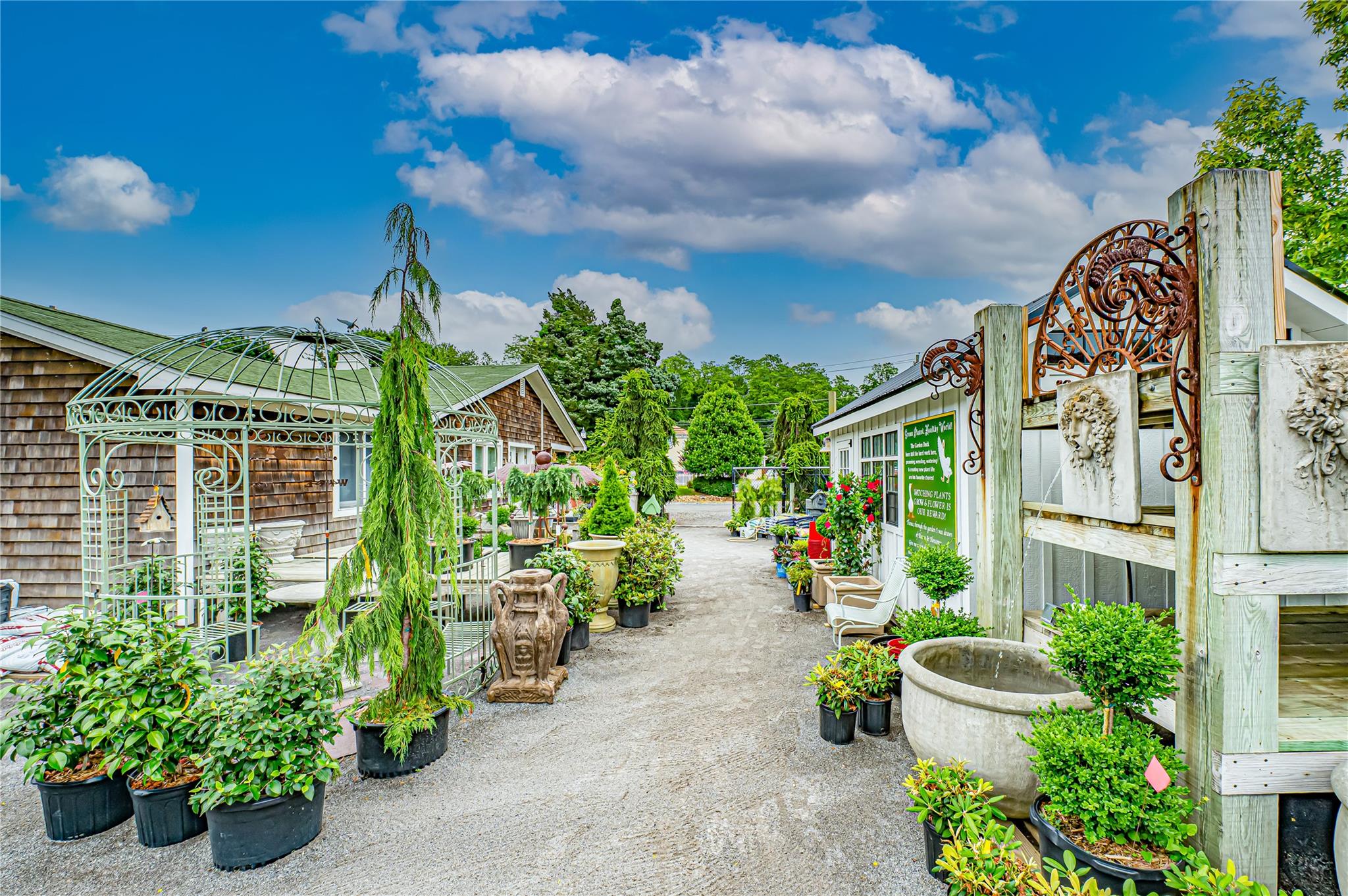 185-191 N Country Road, Mount Sinai, NY 11766