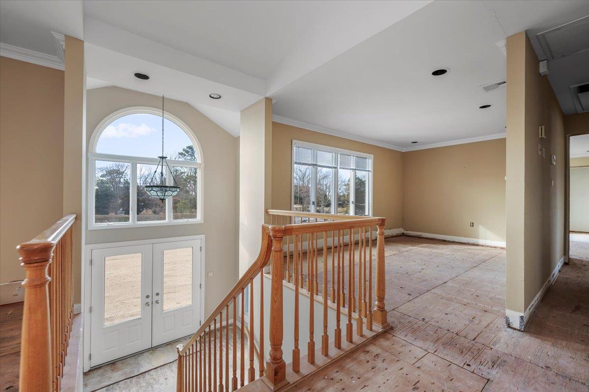 147 W Bayberry Road, Islip, NY 11751