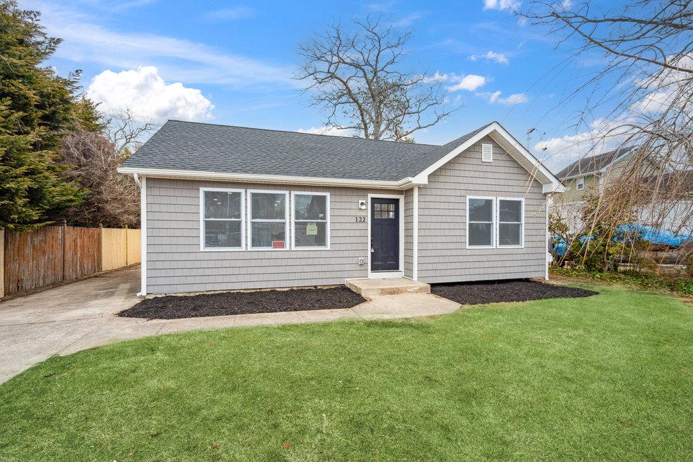 122 Myrtle Avenue, West Islip, NY 11795