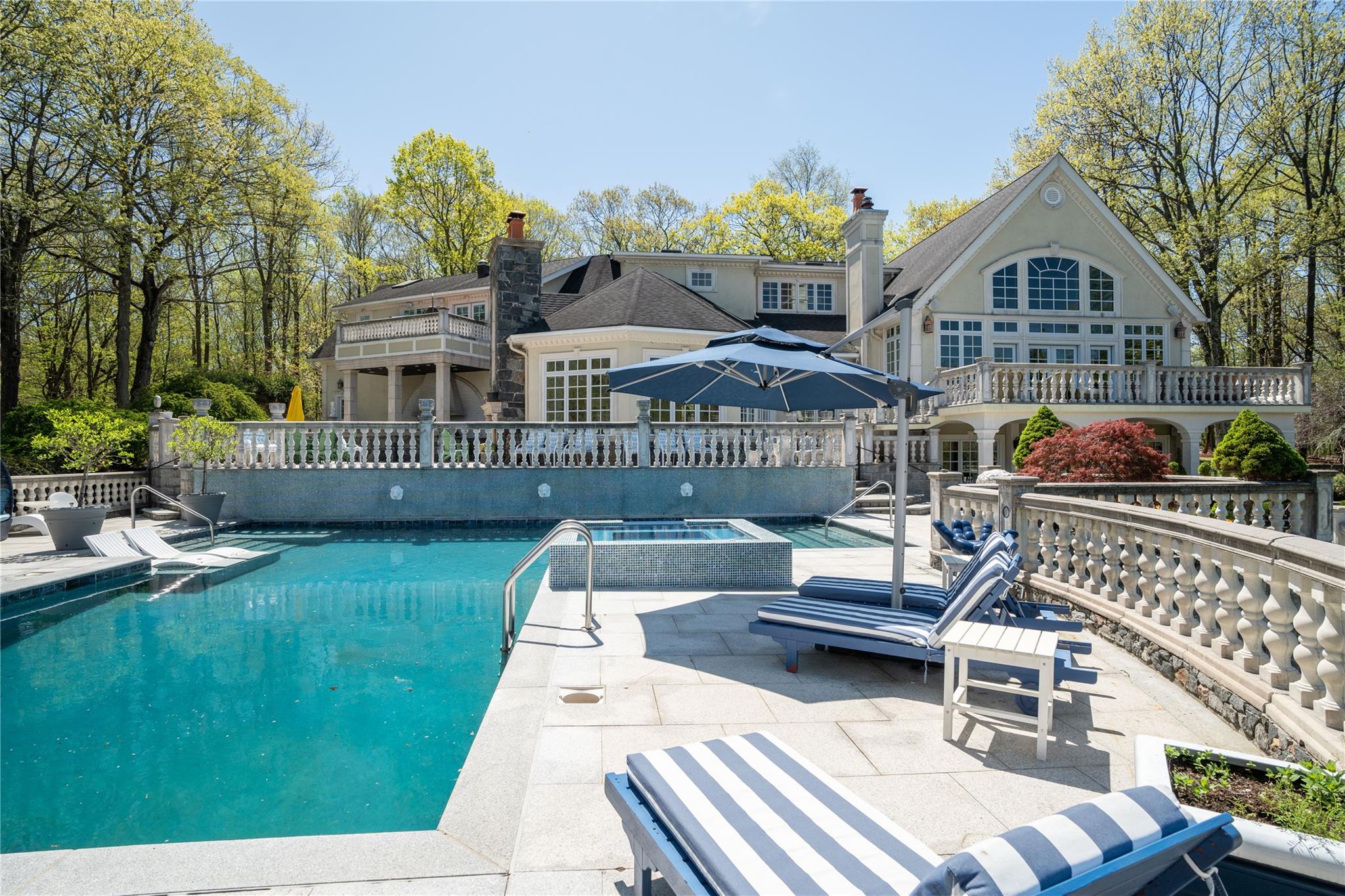 172 Clausland Mountain Road, Blauvelt, NY 10913