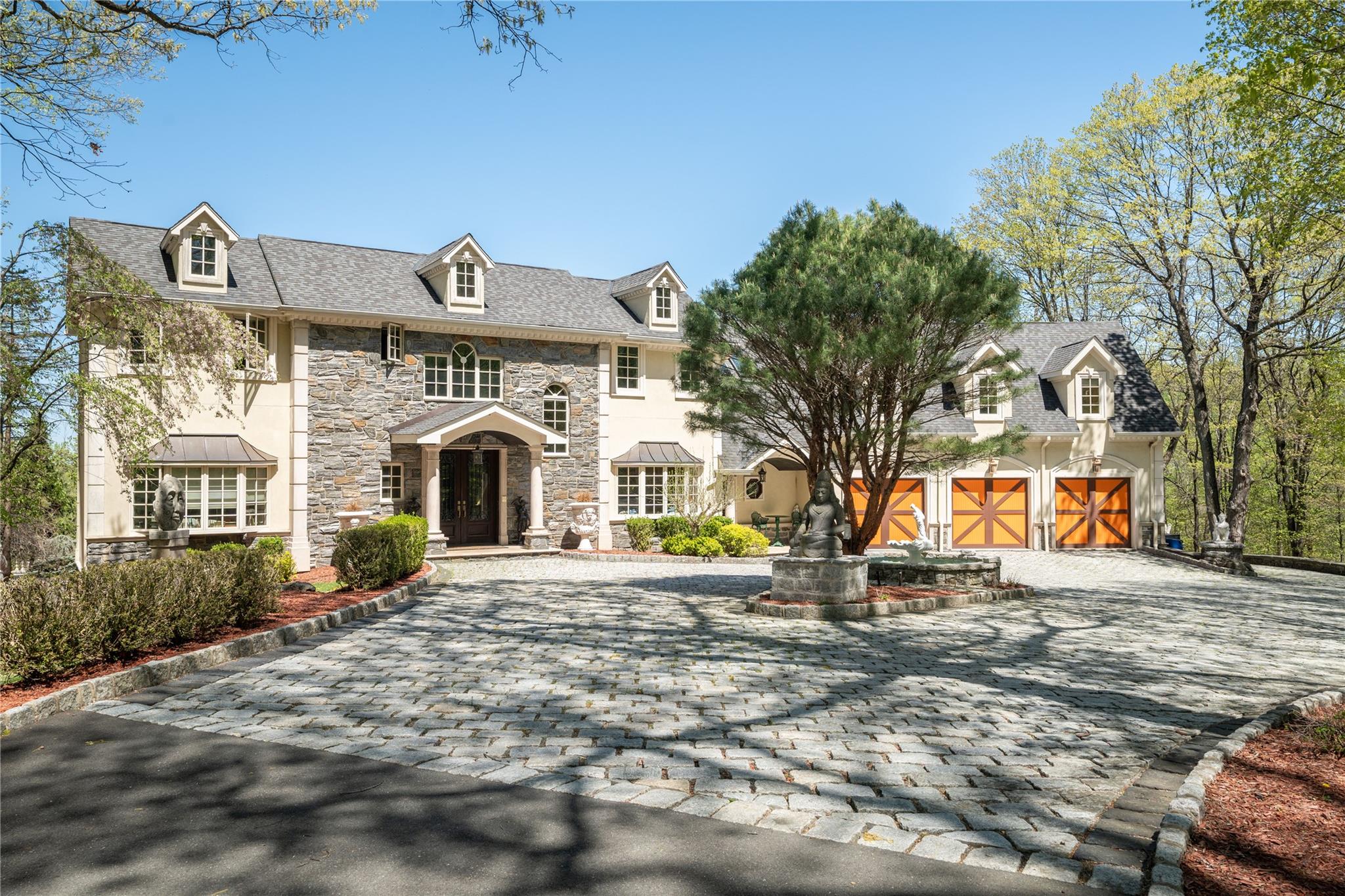 172 Clausland Mountain Road, Blauvelt, NY 10913