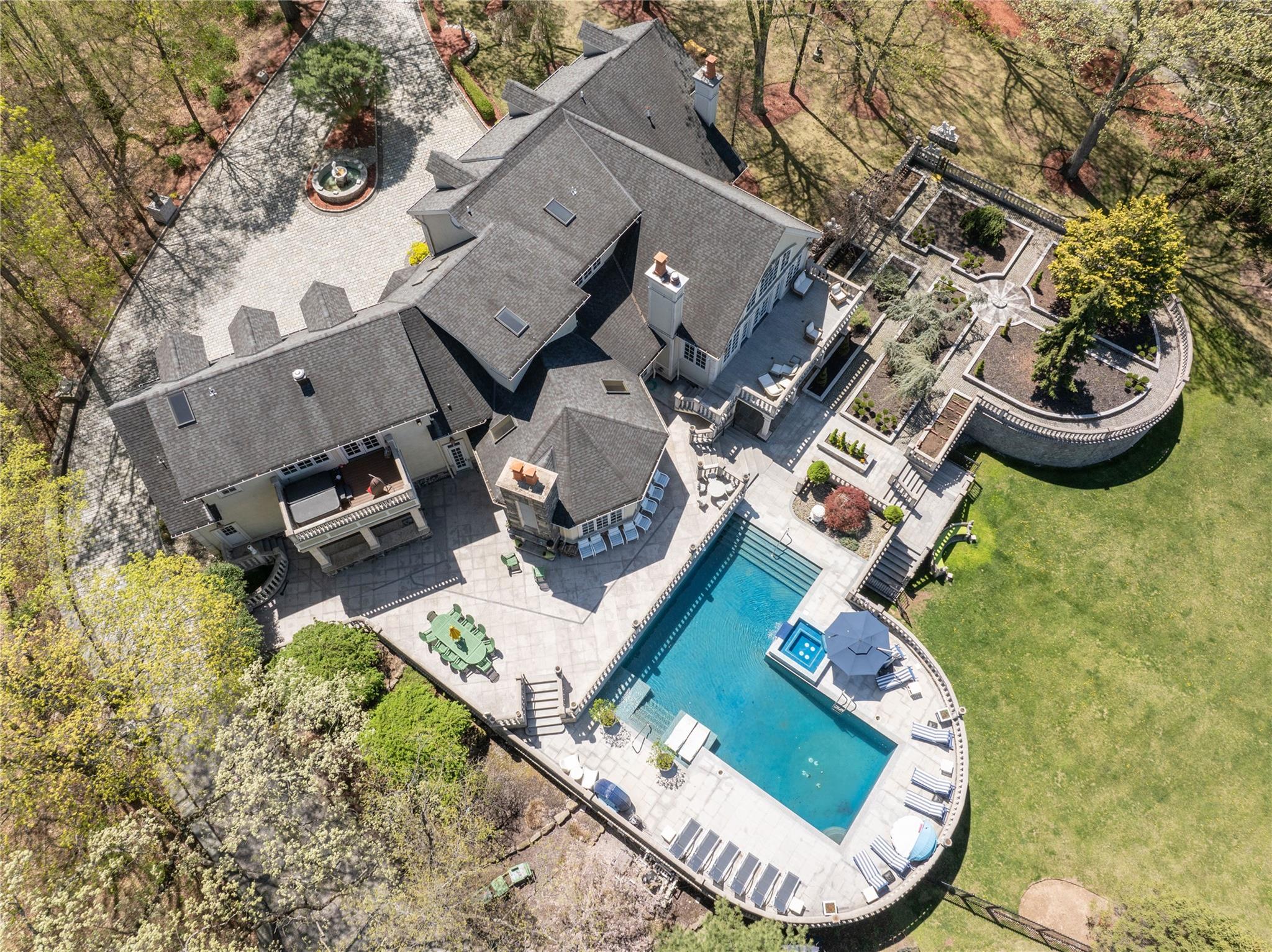 172 Clausland Mountain Road, Blauvelt, NY 10913